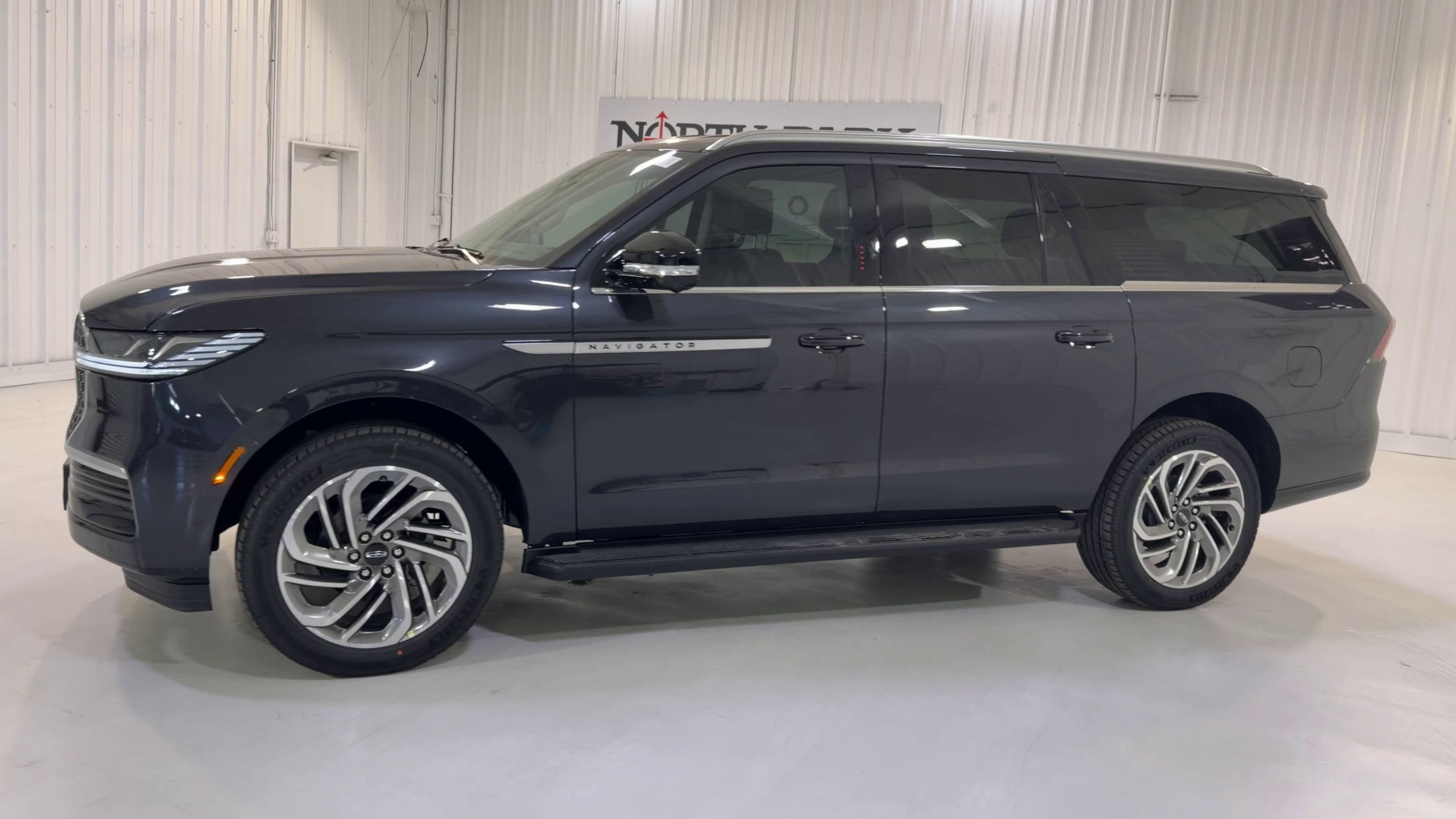 2026 Lincoln Navigator L Premiere