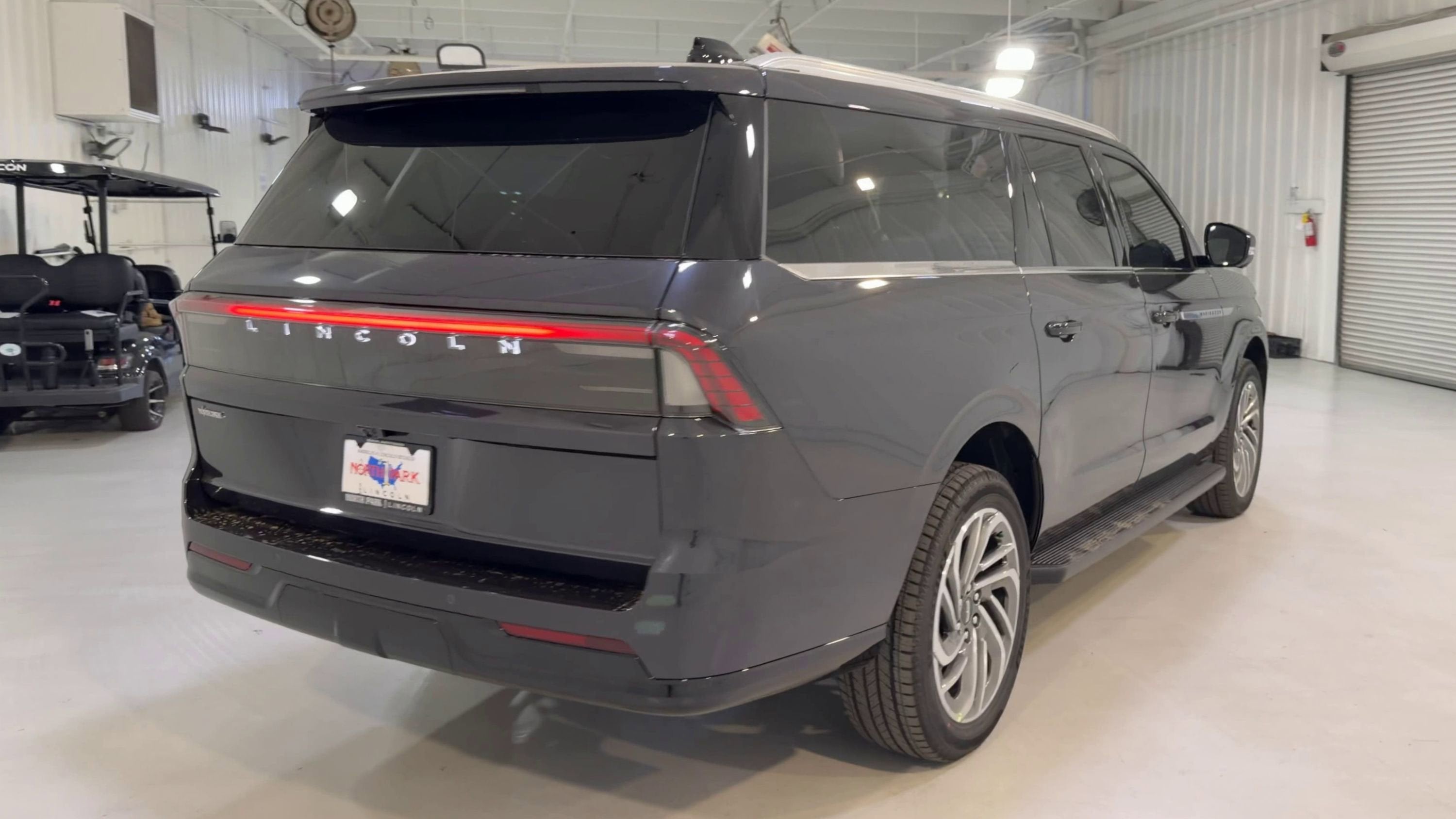 2026 Lincoln Navigator L Premiere