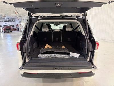 2026 Lincoln Navigator L Premiere