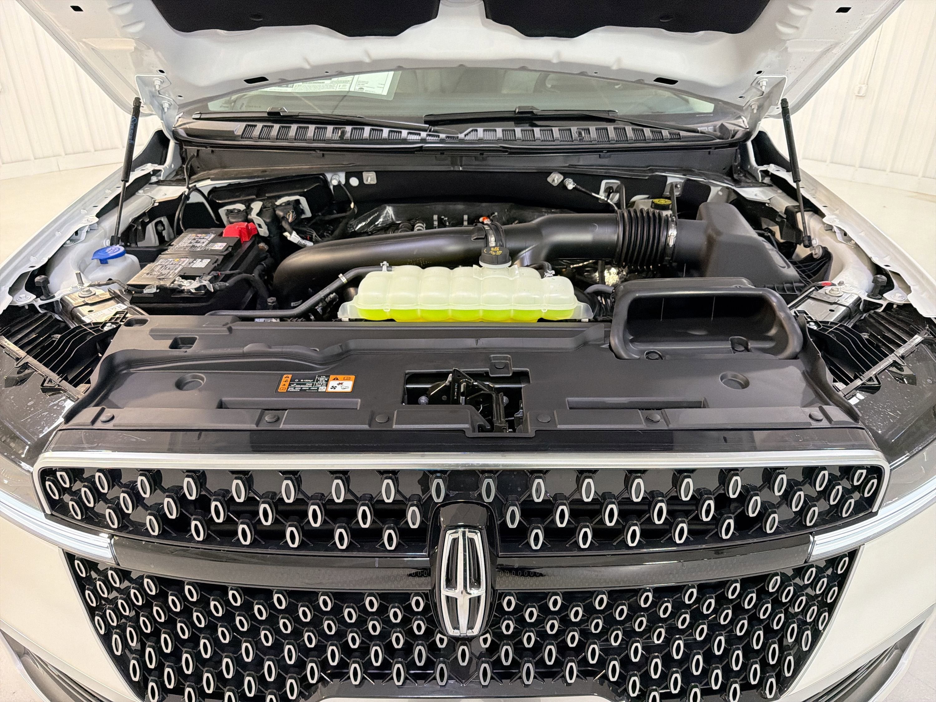 2026 Lincoln Navigator L Premiere