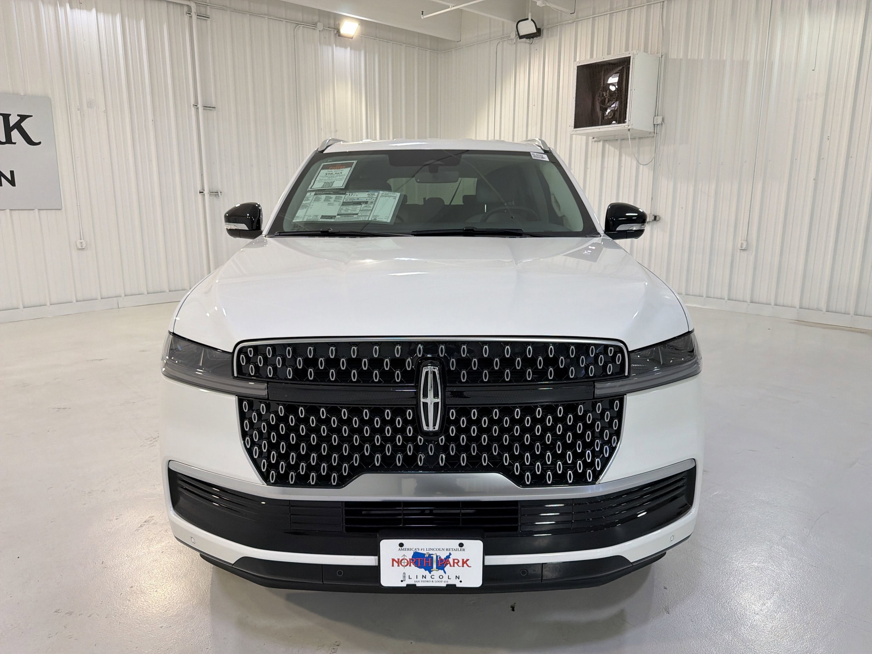 2026 Lincoln Navigator L Premiere