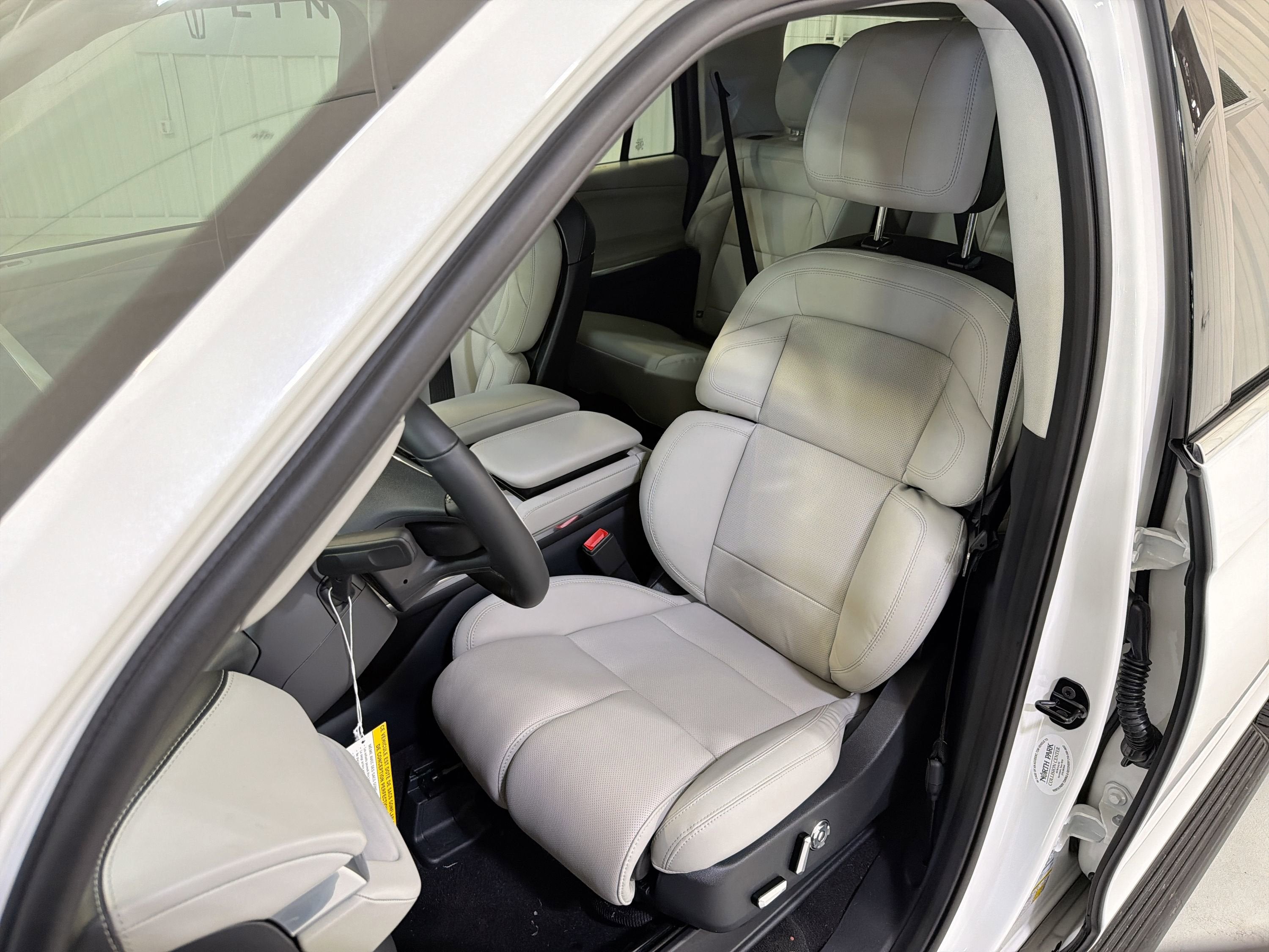 2026 Lincoln Navigator L Premiere