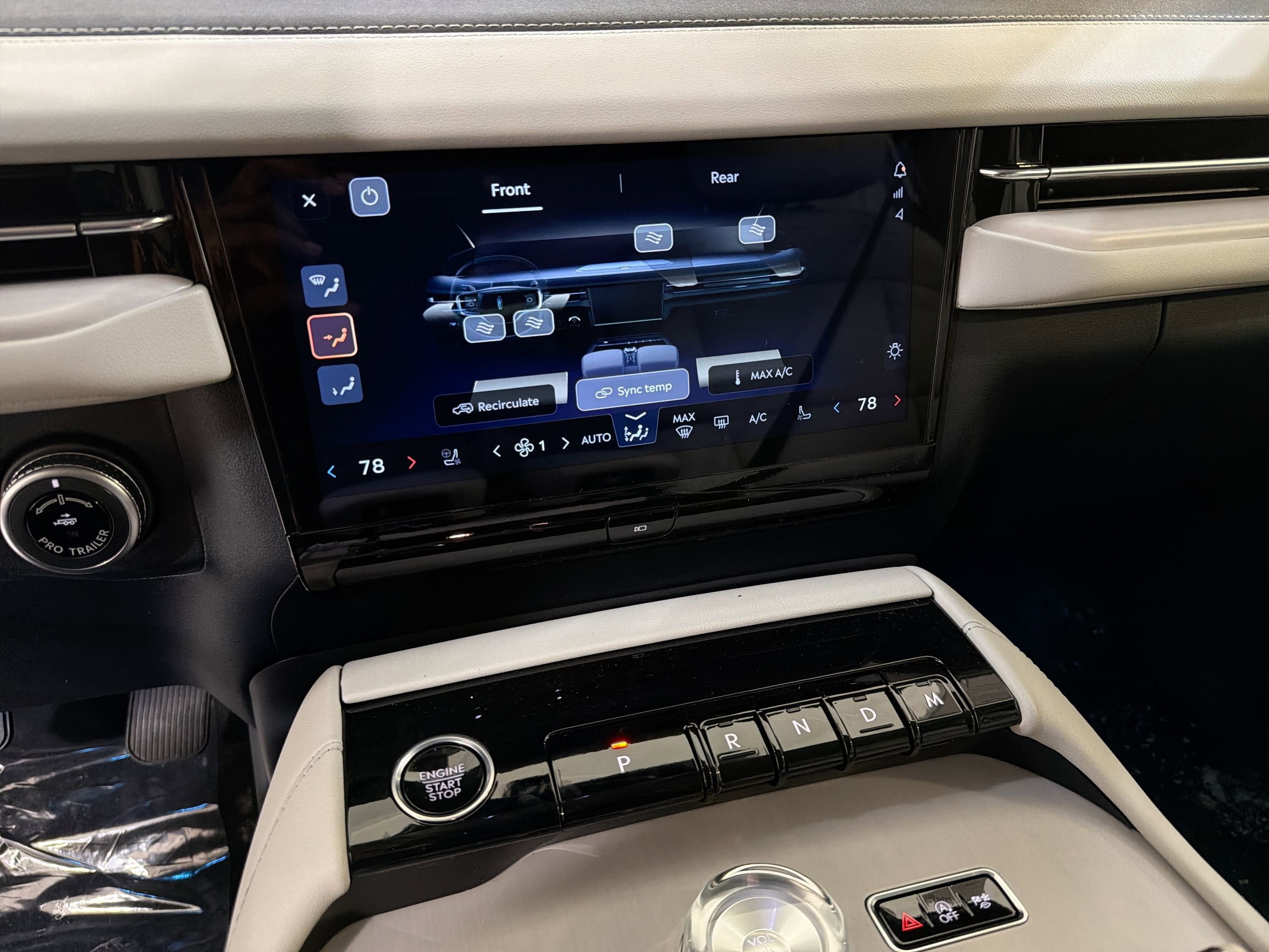 2026 Lincoln Navigator L Premiere