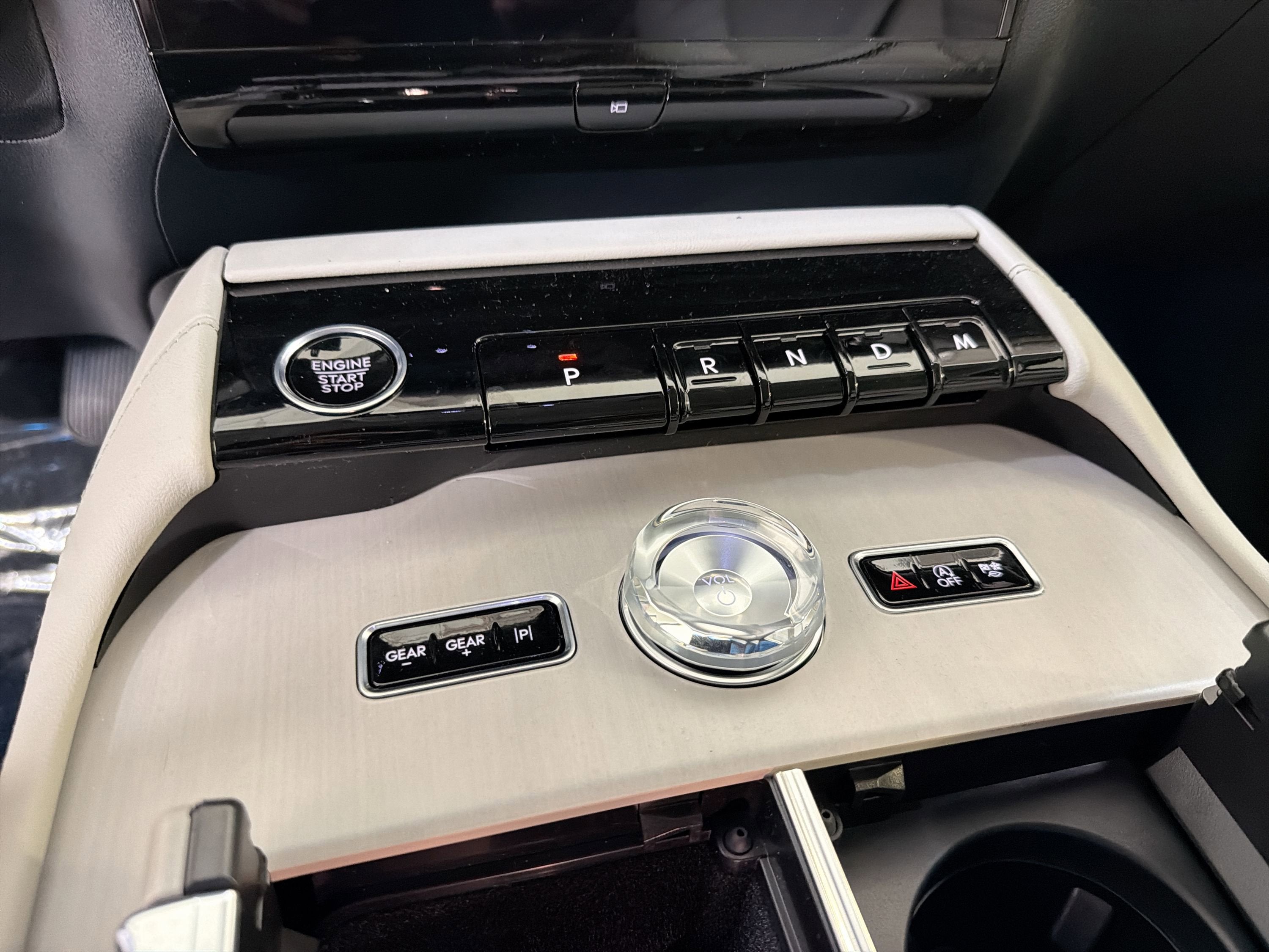 2026 Lincoln Navigator L Premiere