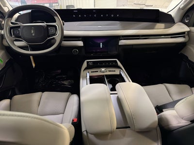 2026 Lincoln Navigator L Premiere