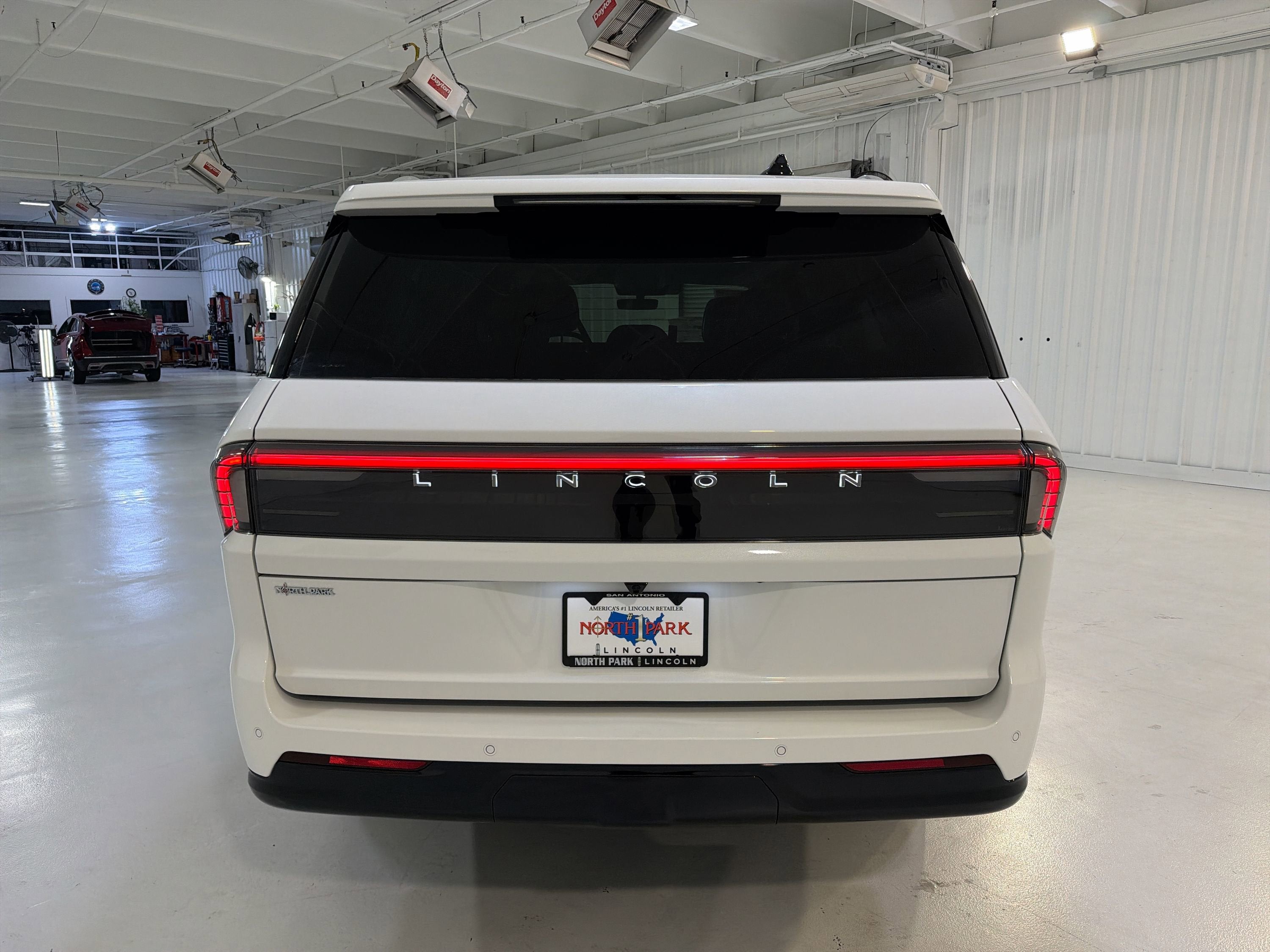 2026 Lincoln Navigator L Premiere