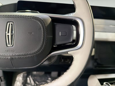 2026 Lincoln Navigator L Premiere