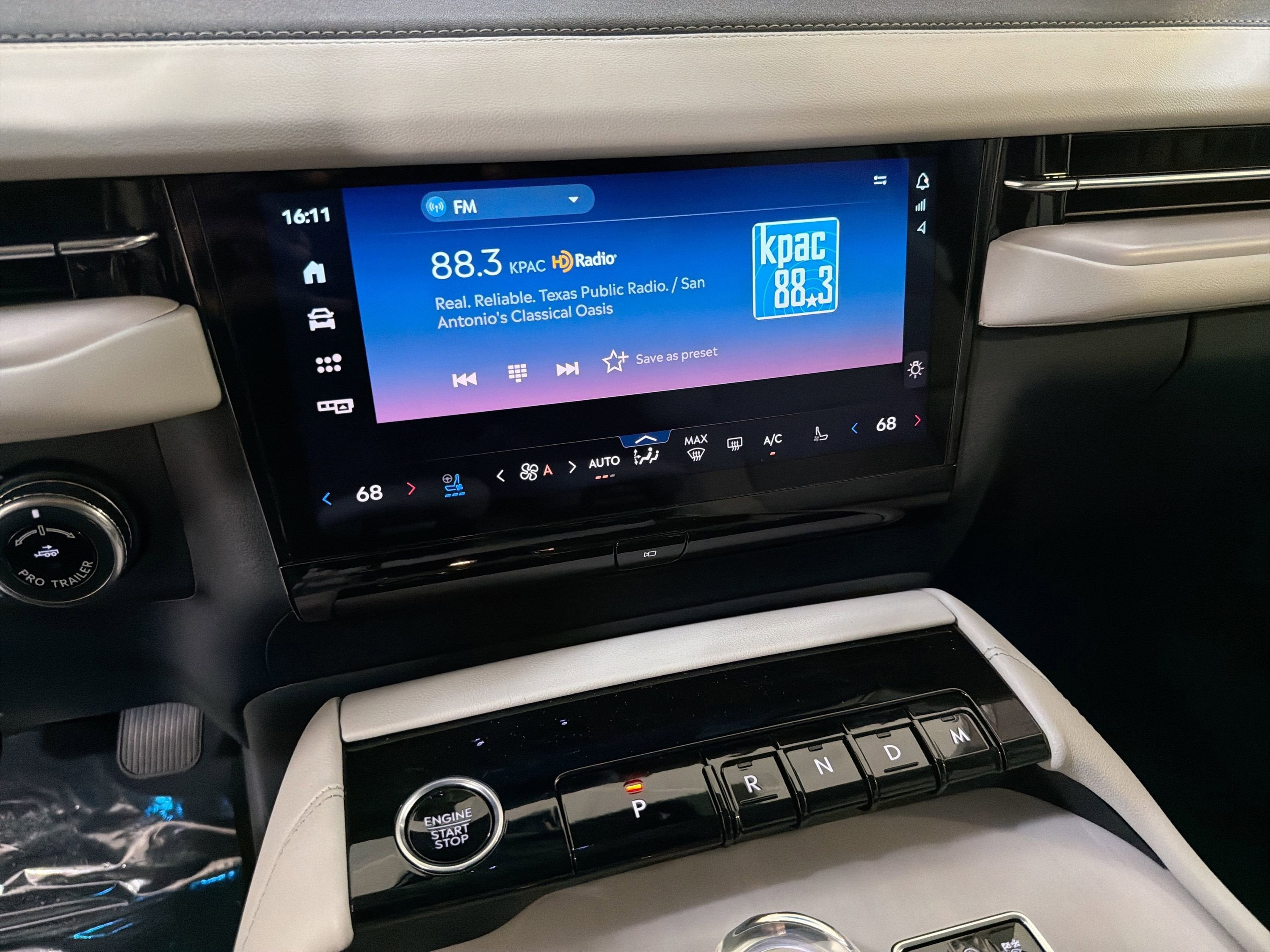 2026 Lincoln Navigator L Premiere