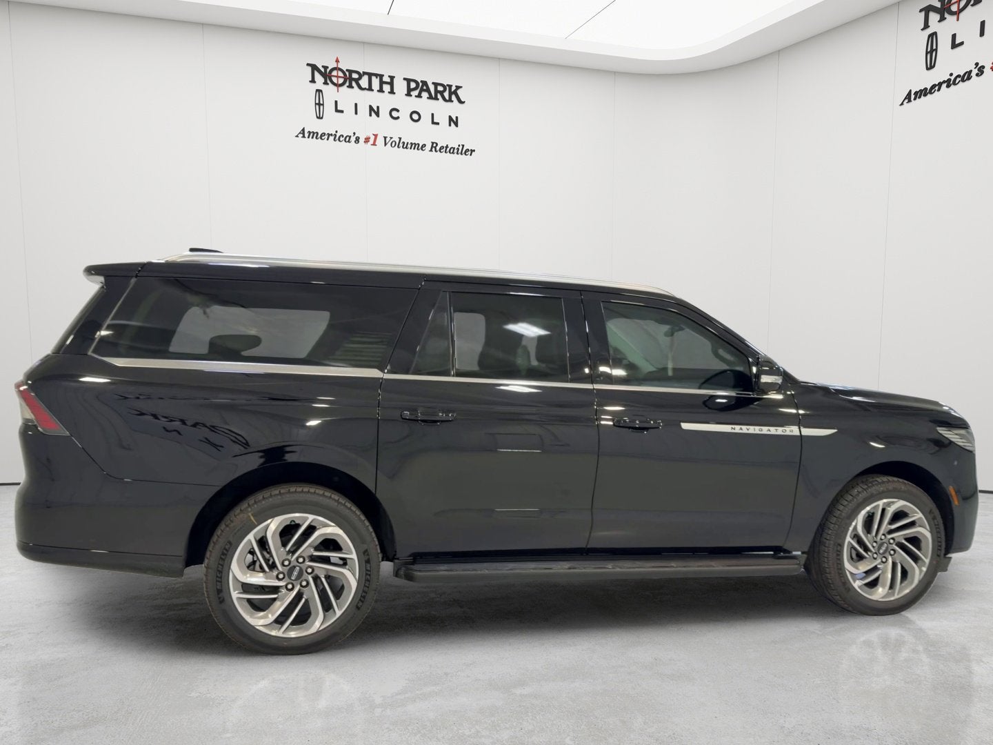 2026 Lincoln Navigator L Premiere