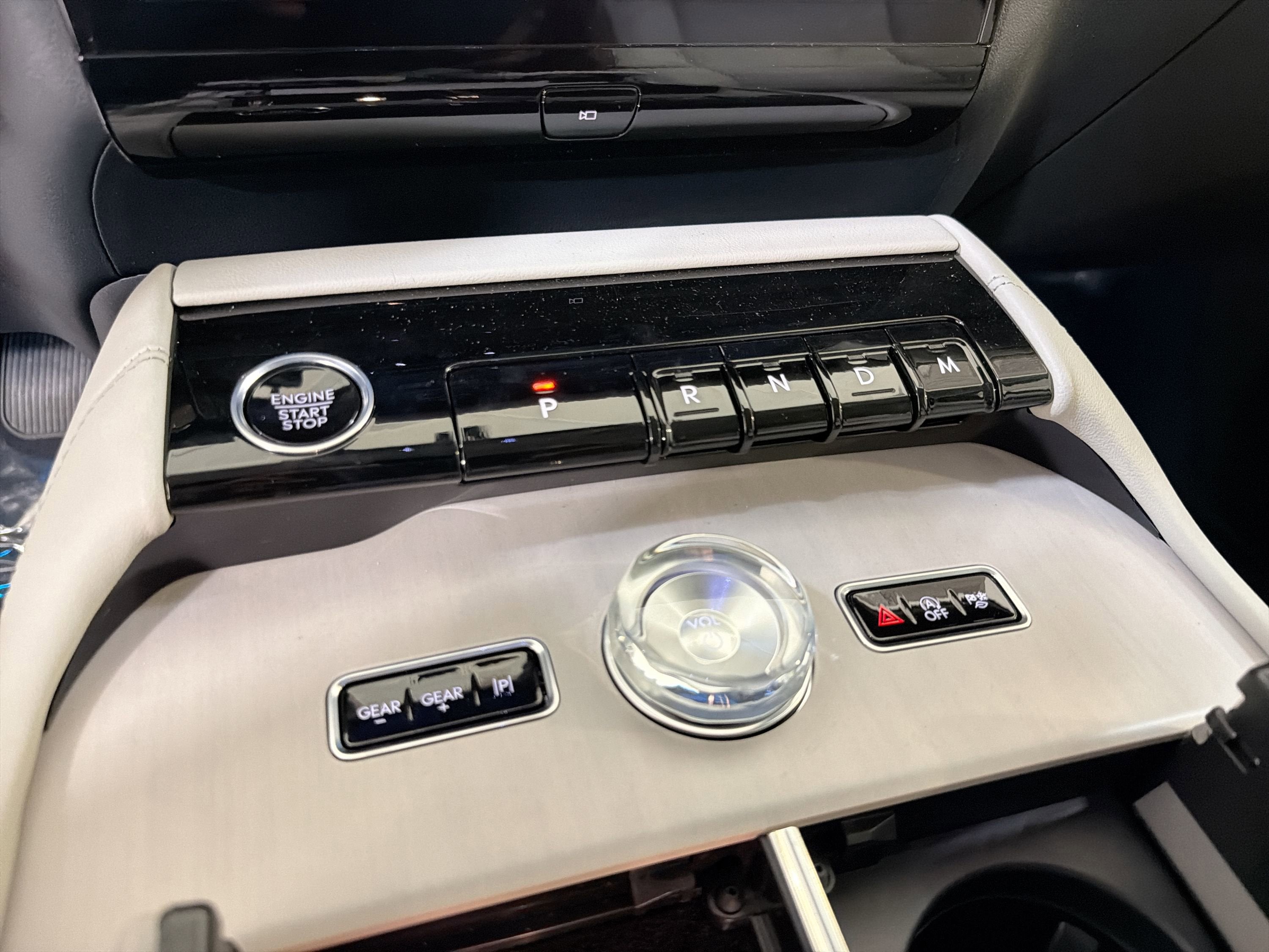2026 Lincoln Navigator L Premiere