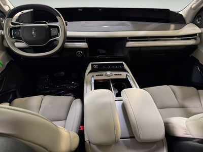 2026 Lincoln Navigator L Premiere