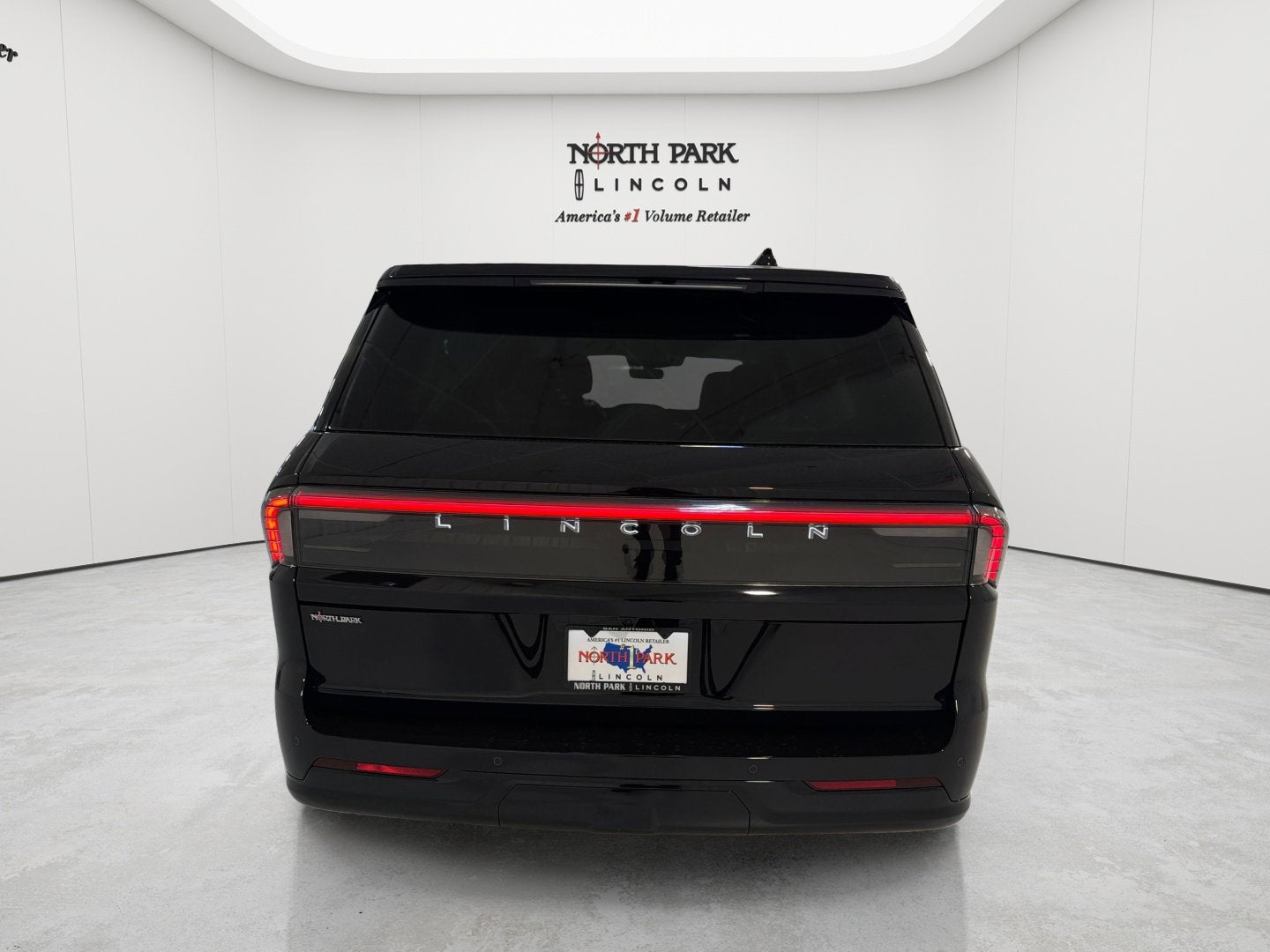 2026 Lincoln Navigator L Premiere