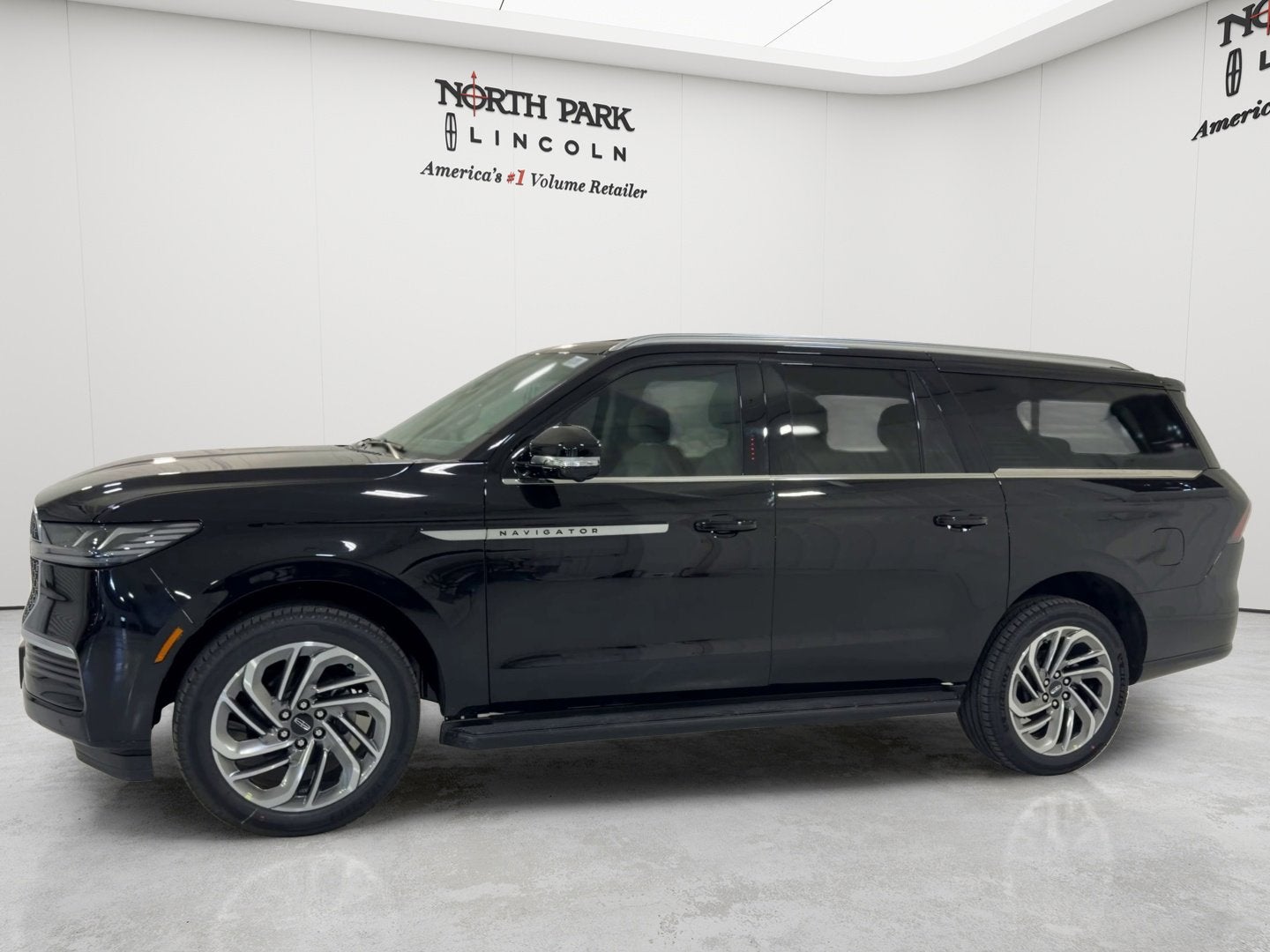 2026 Lincoln Navigator L Premiere