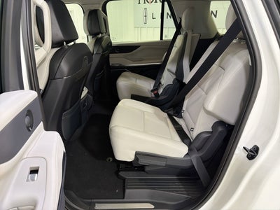 2026 Lincoln Navigator L Premiere