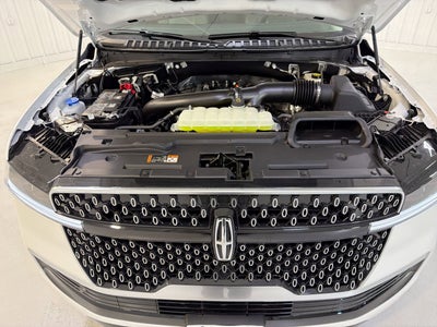 2026 Lincoln Navigator L Premiere