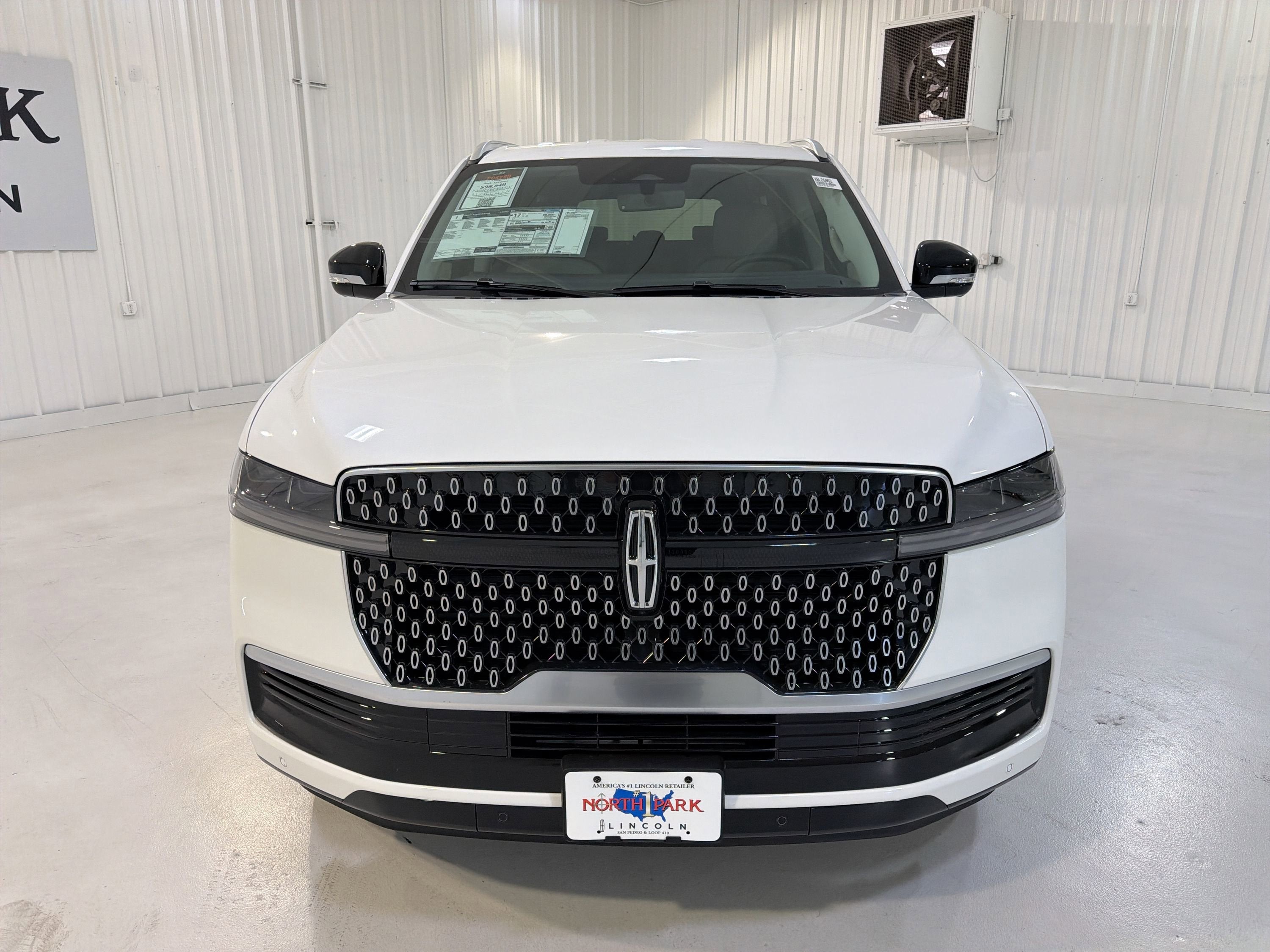 2026 Lincoln Navigator L Premiere