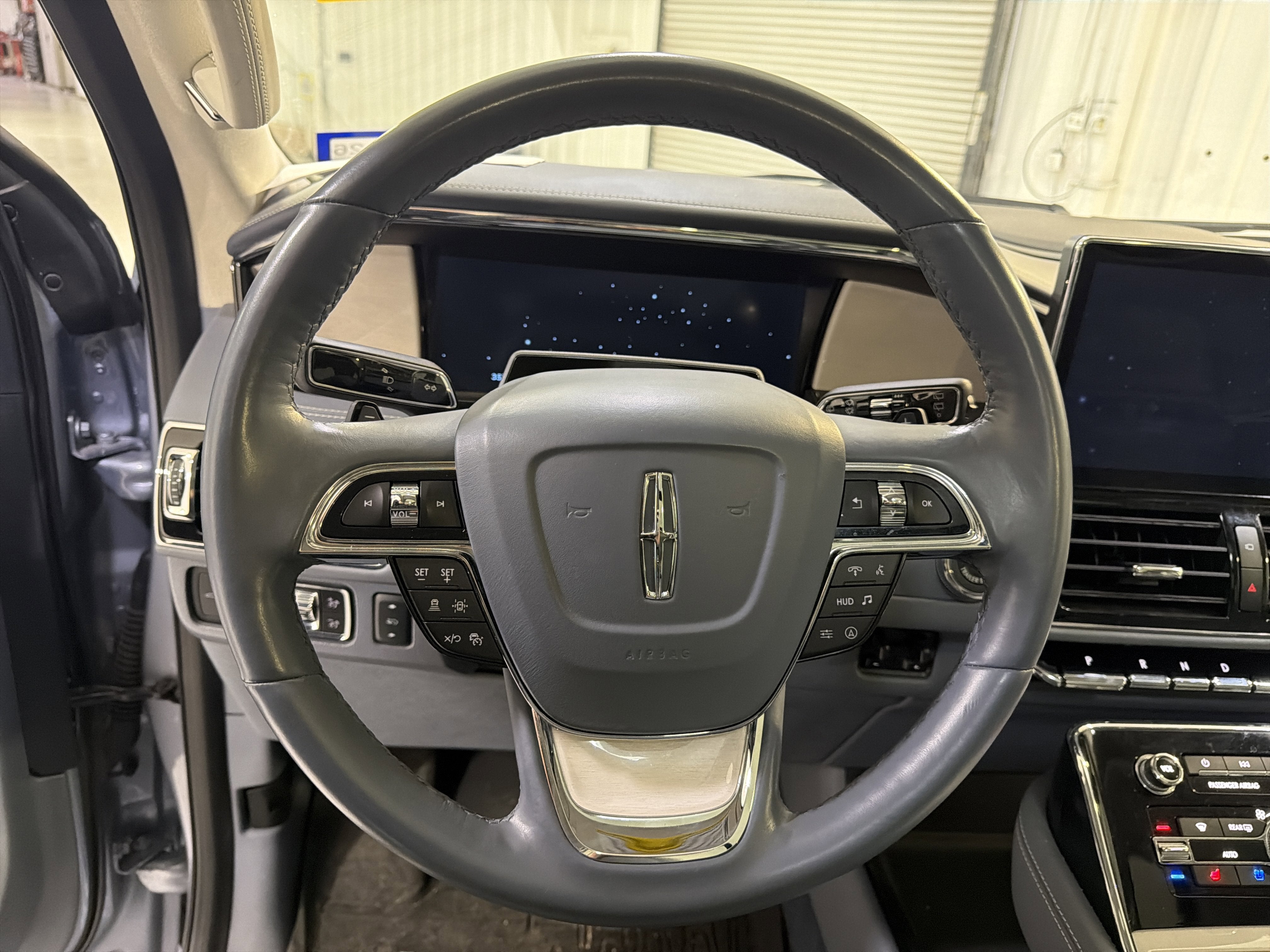 2024 Lincoln Navigator L Black Label