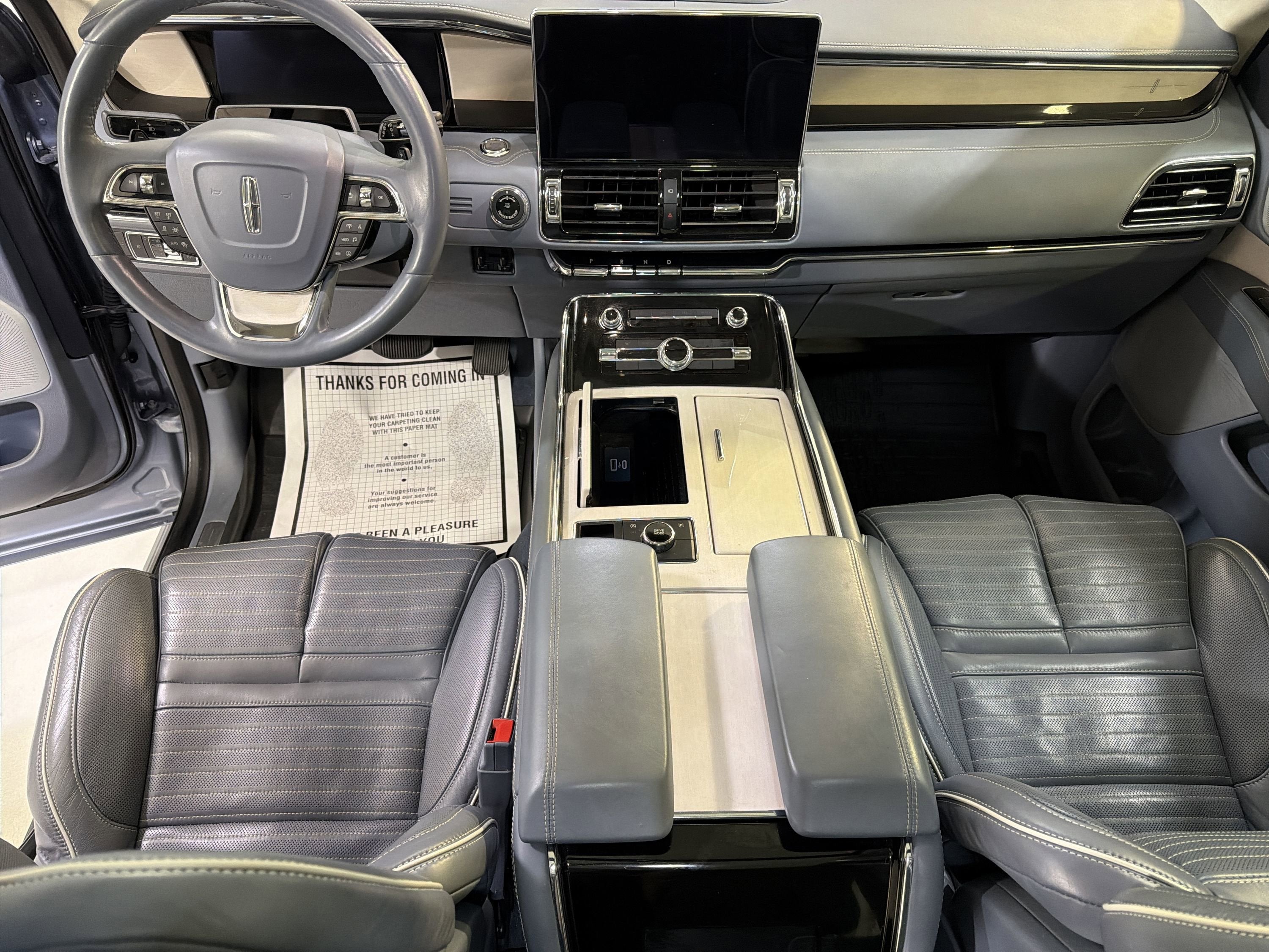 2024 Lincoln Navigator L Black Label