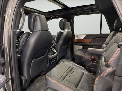 2024 Lincoln Navigator L Black Label