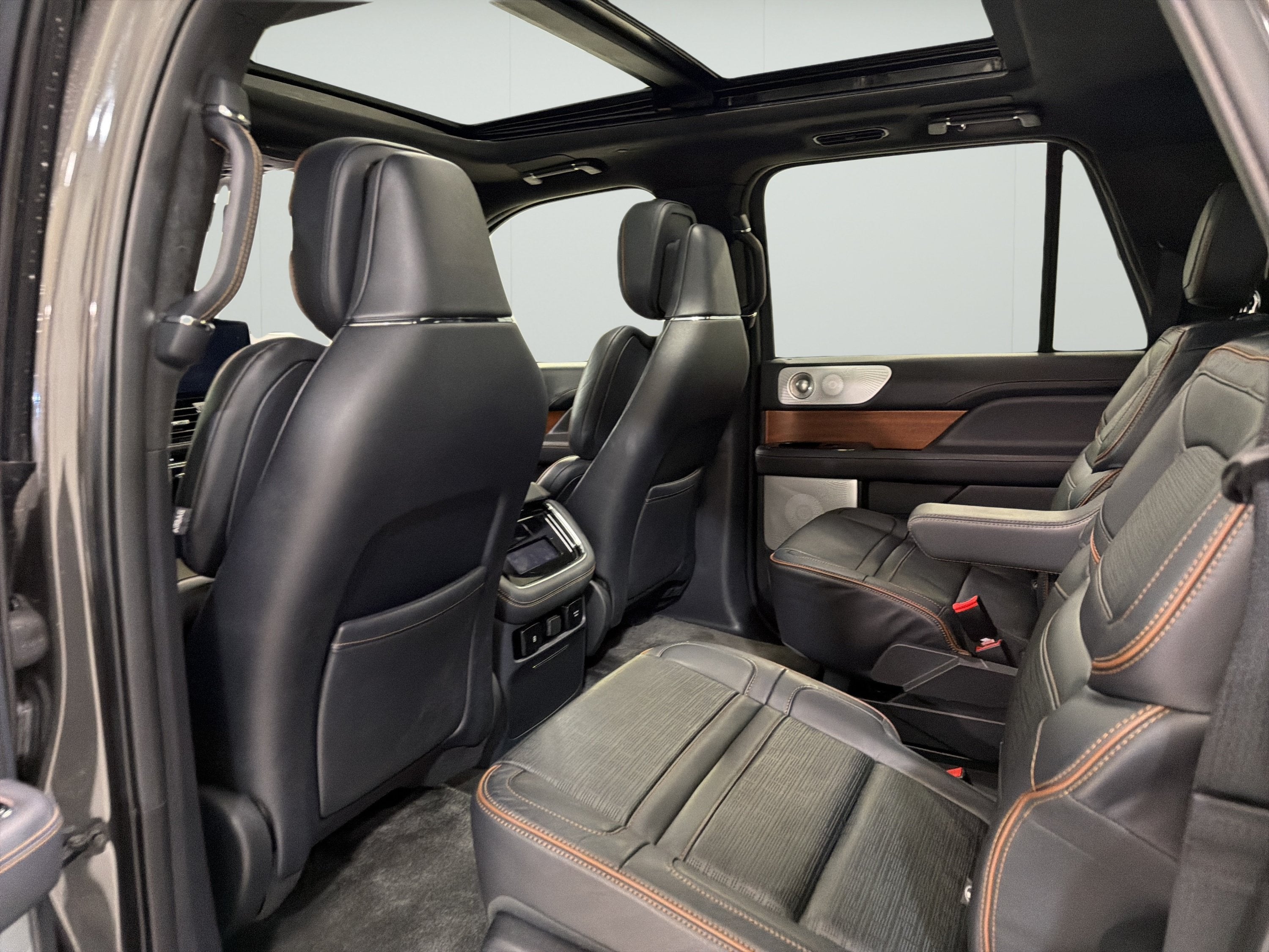 2024 Lincoln Navigator L Black Label