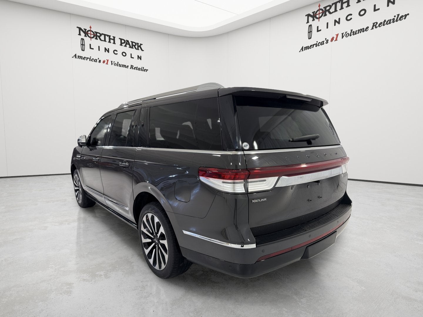 2024 Lincoln Navigator L Black Label