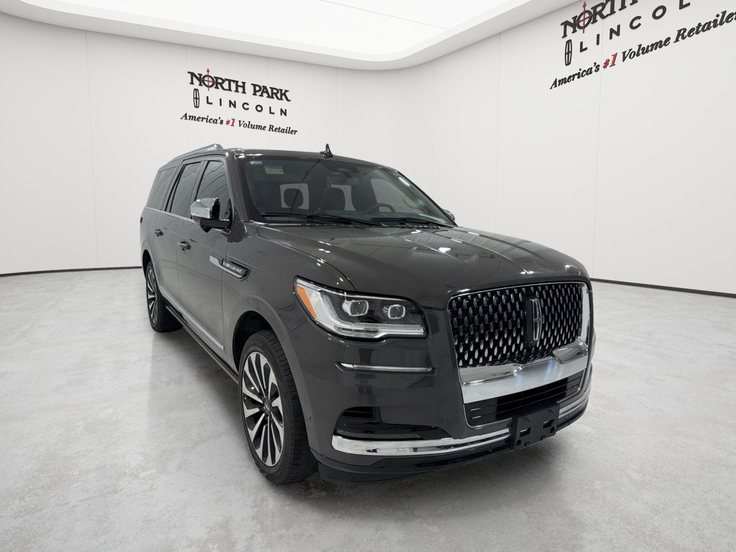 2024 Lincoln Navigator L Black Label