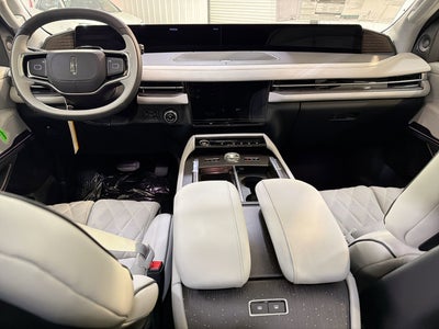 2025 Lincoln Navigator L Black Label