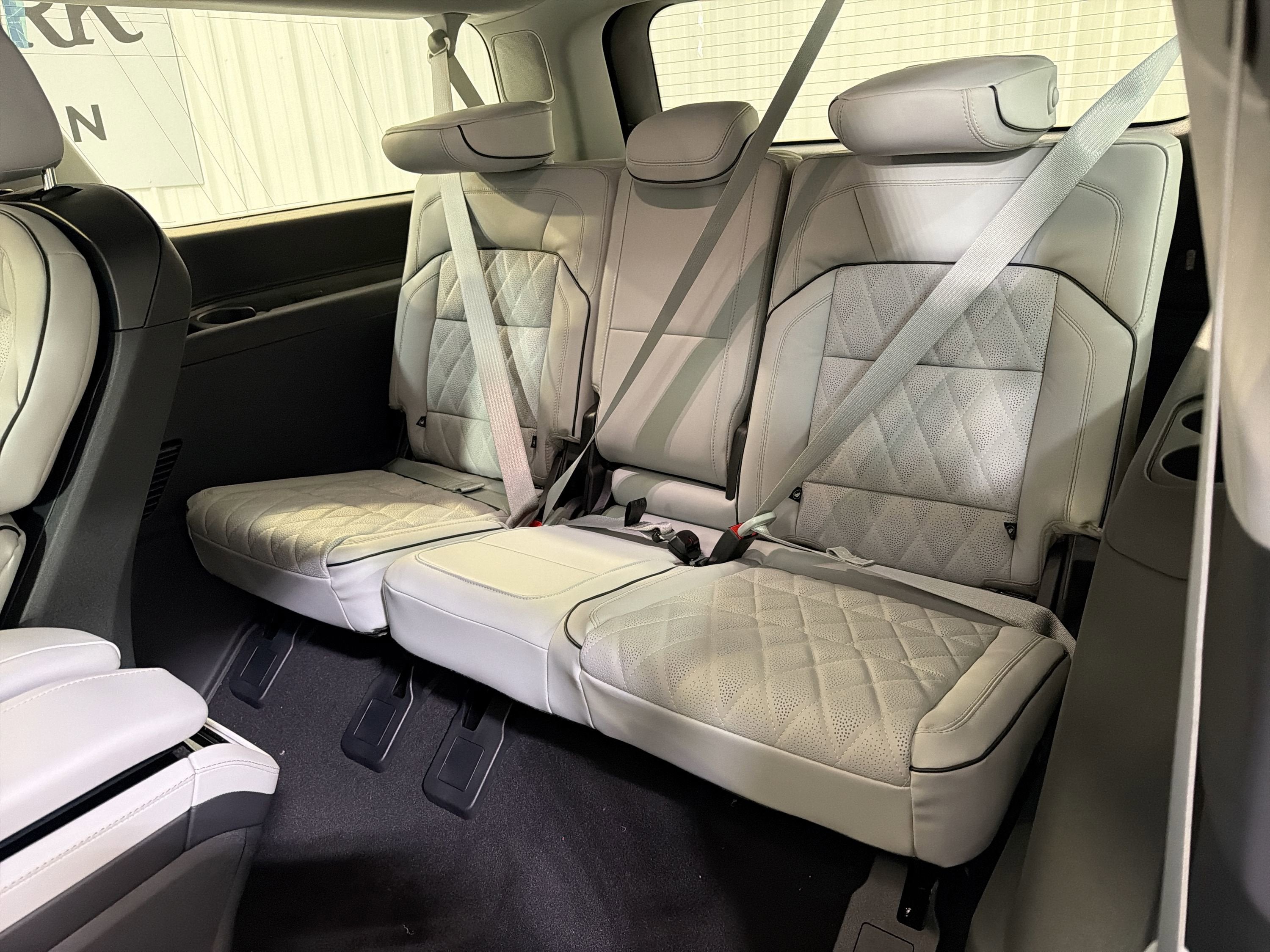 2025 Lincoln Navigator L Black Label