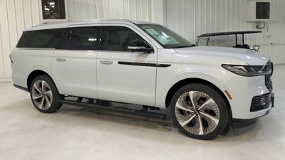 2025 Lincoln Navigator L Black Label