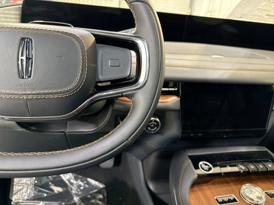 2025 Lincoln Navigator L Black Label