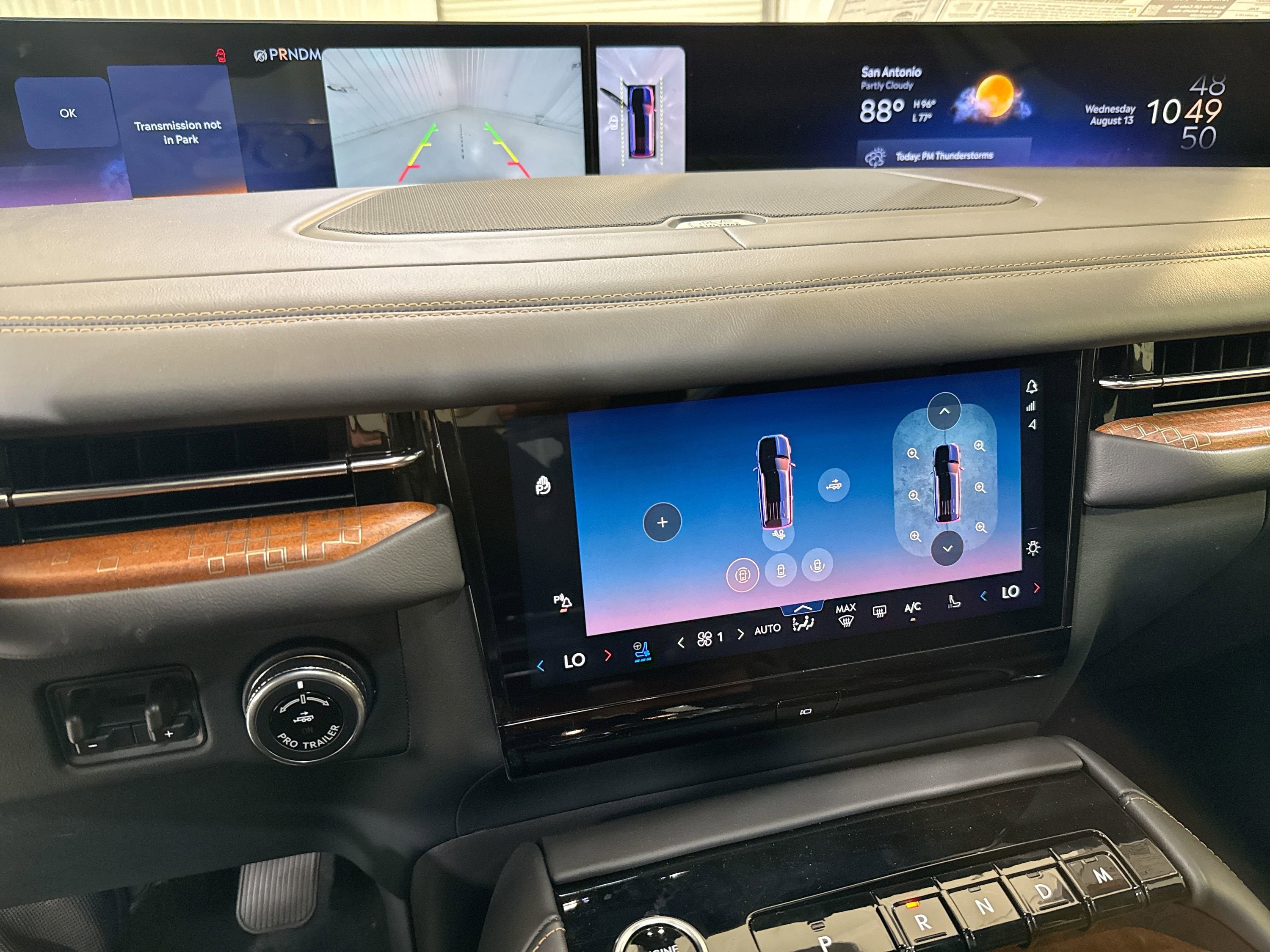 2025 Lincoln Navigator L Black Label