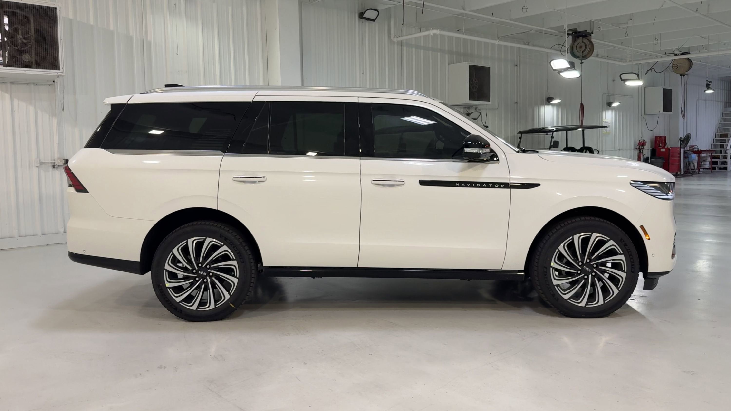 2025 Lincoln Navigator L Black Label