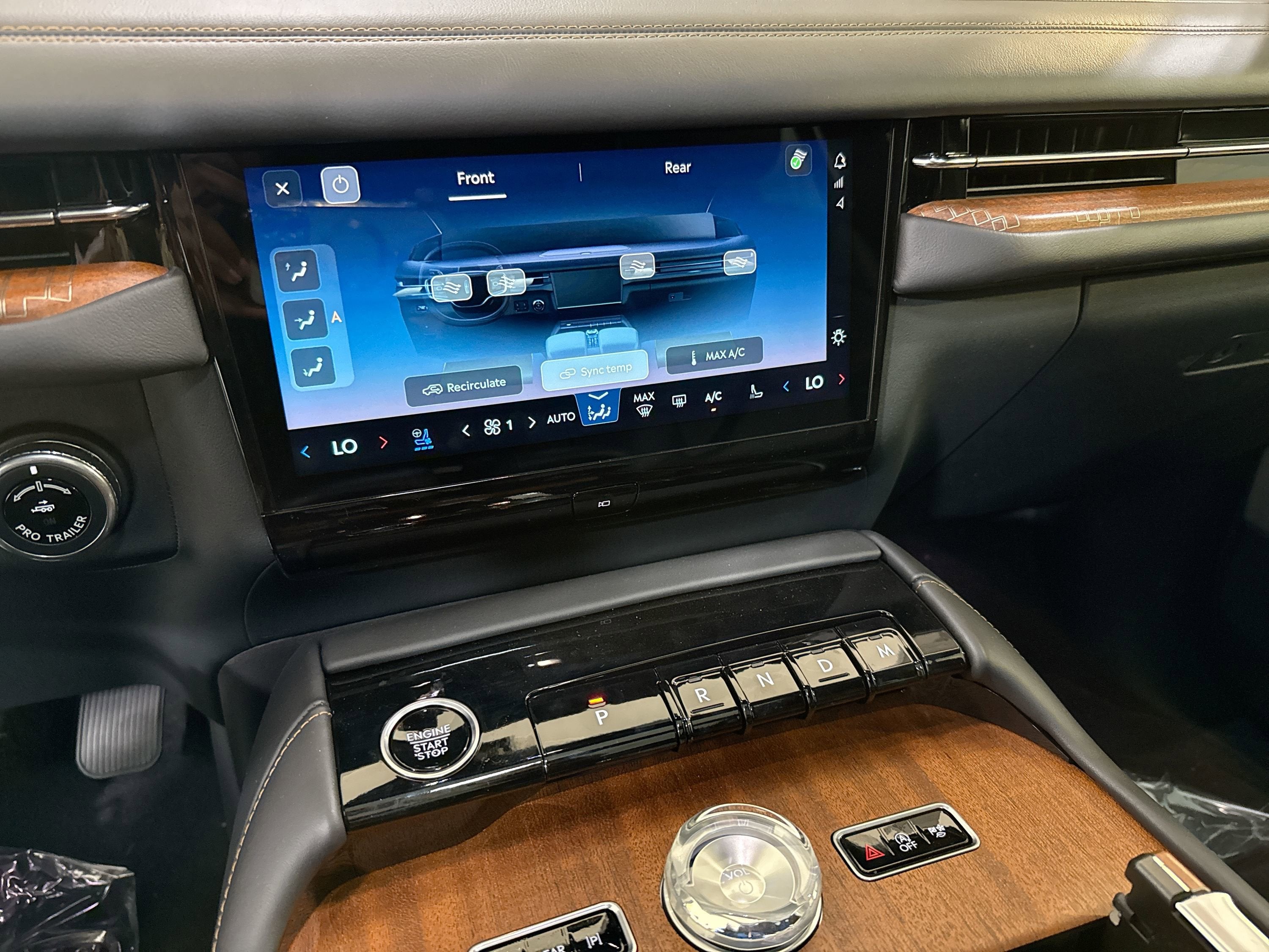 2025 Lincoln Navigator L Black Label