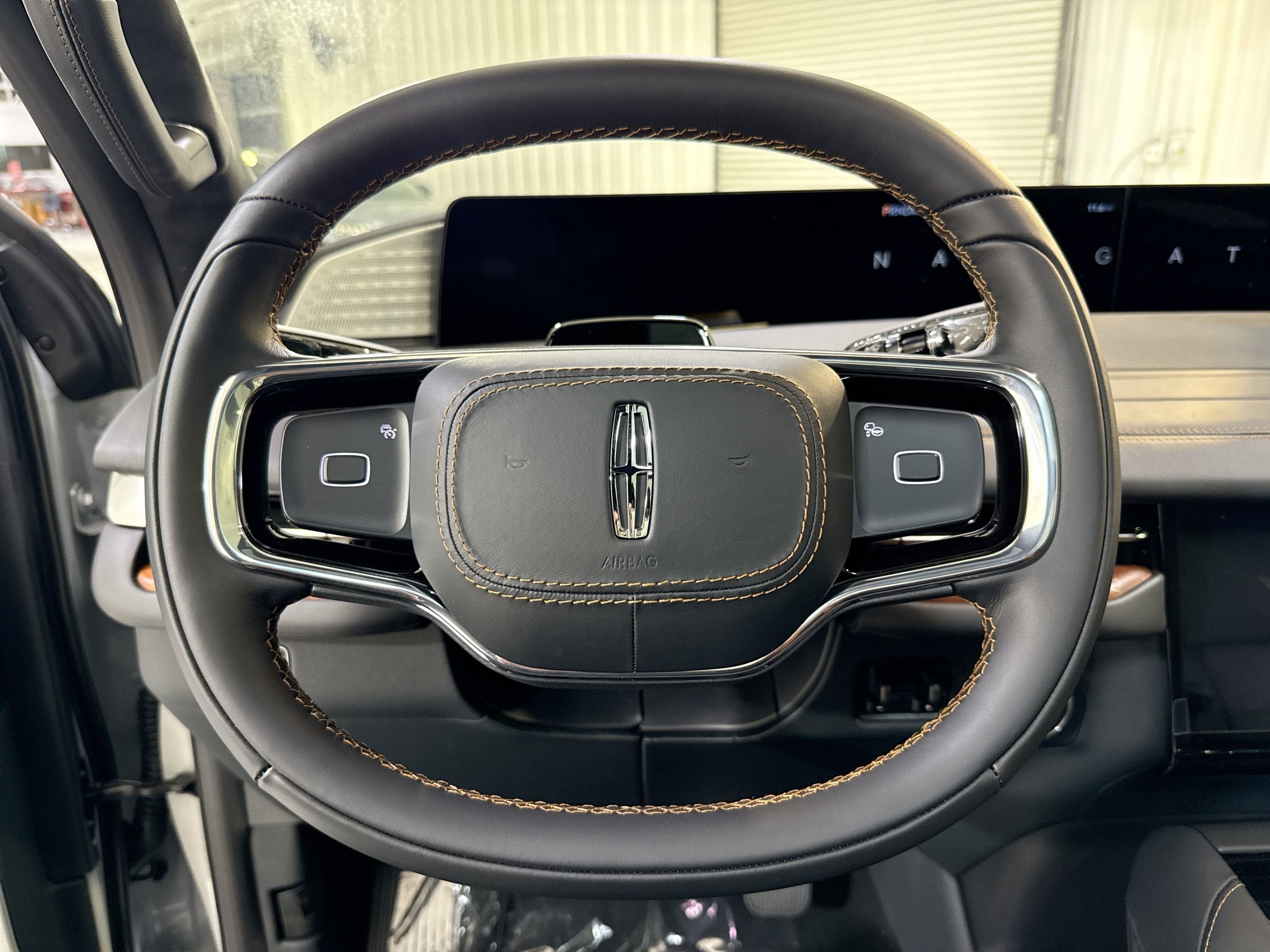 2025 Lincoln Navigator L Black Label