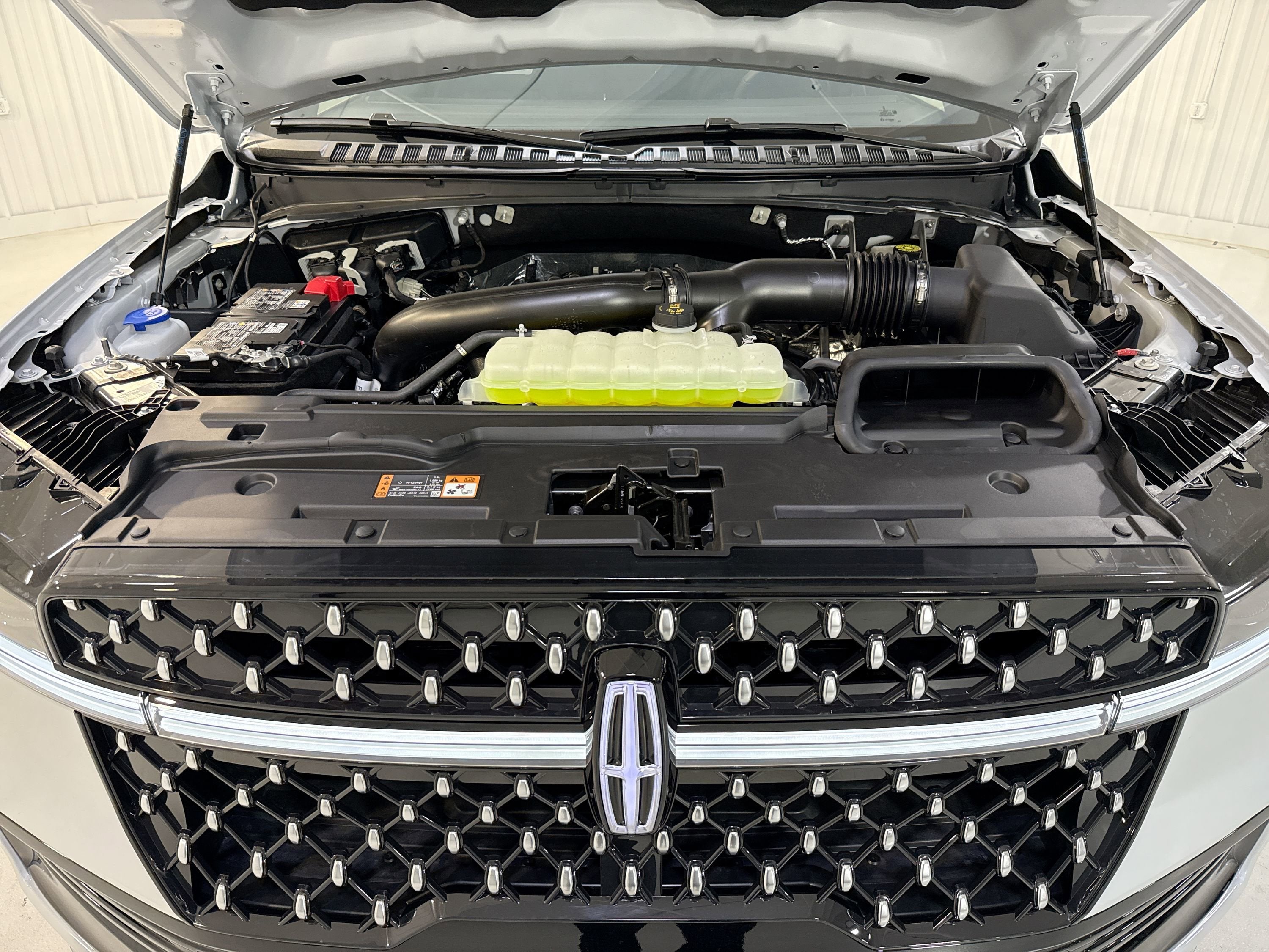 2025 Lincoln Navigator L Black Label