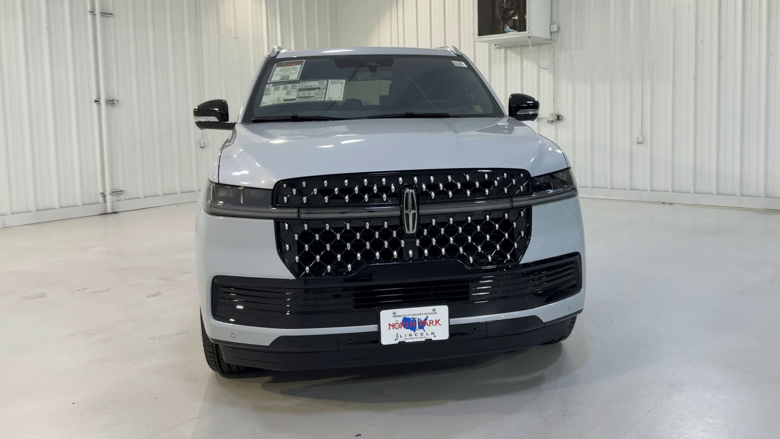 2025 Lincoln Navigator L Black Label