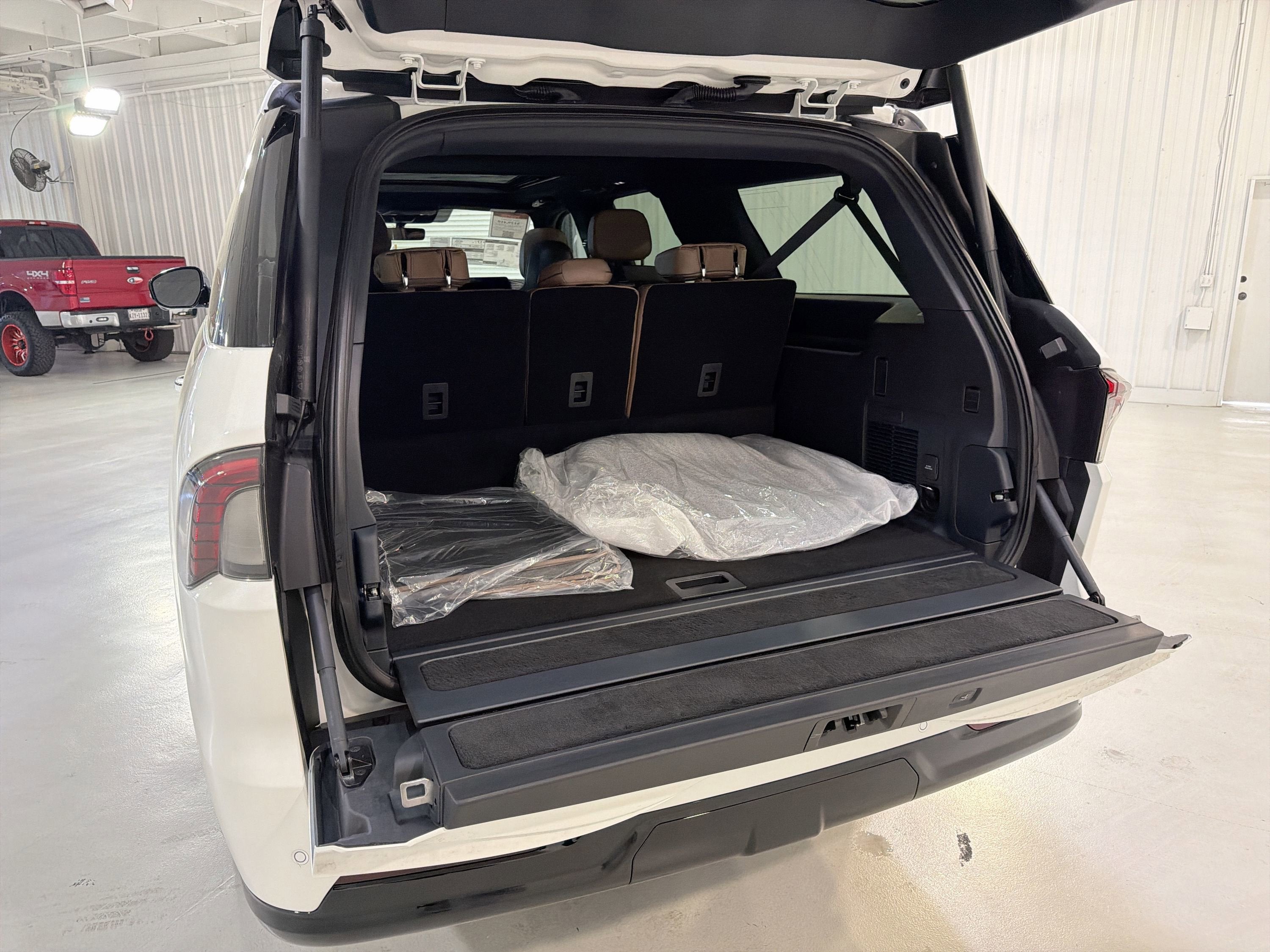 2026 Lincoln Navigator L Black Label