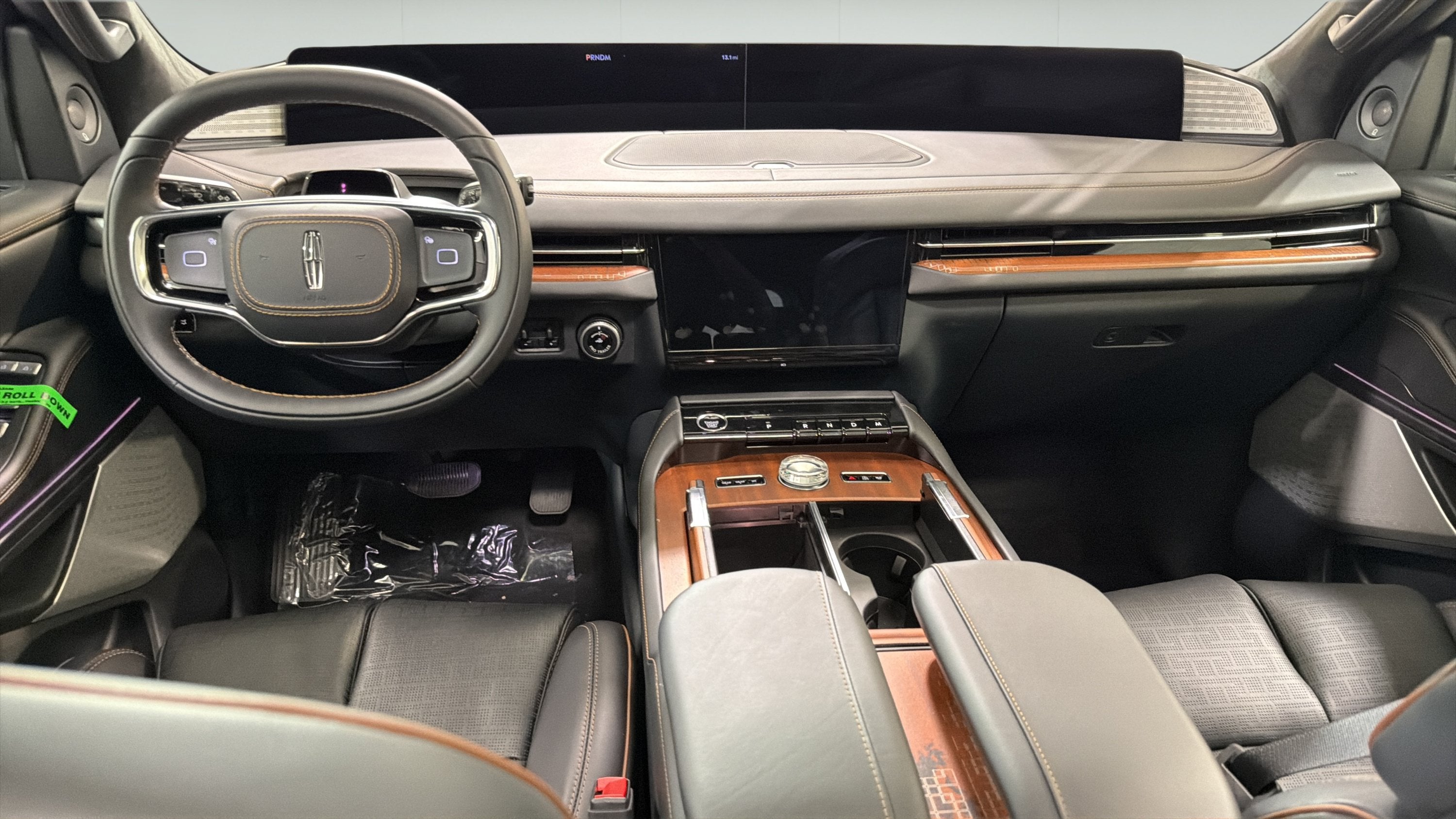 2027 Lincoln Navigator L Black Label