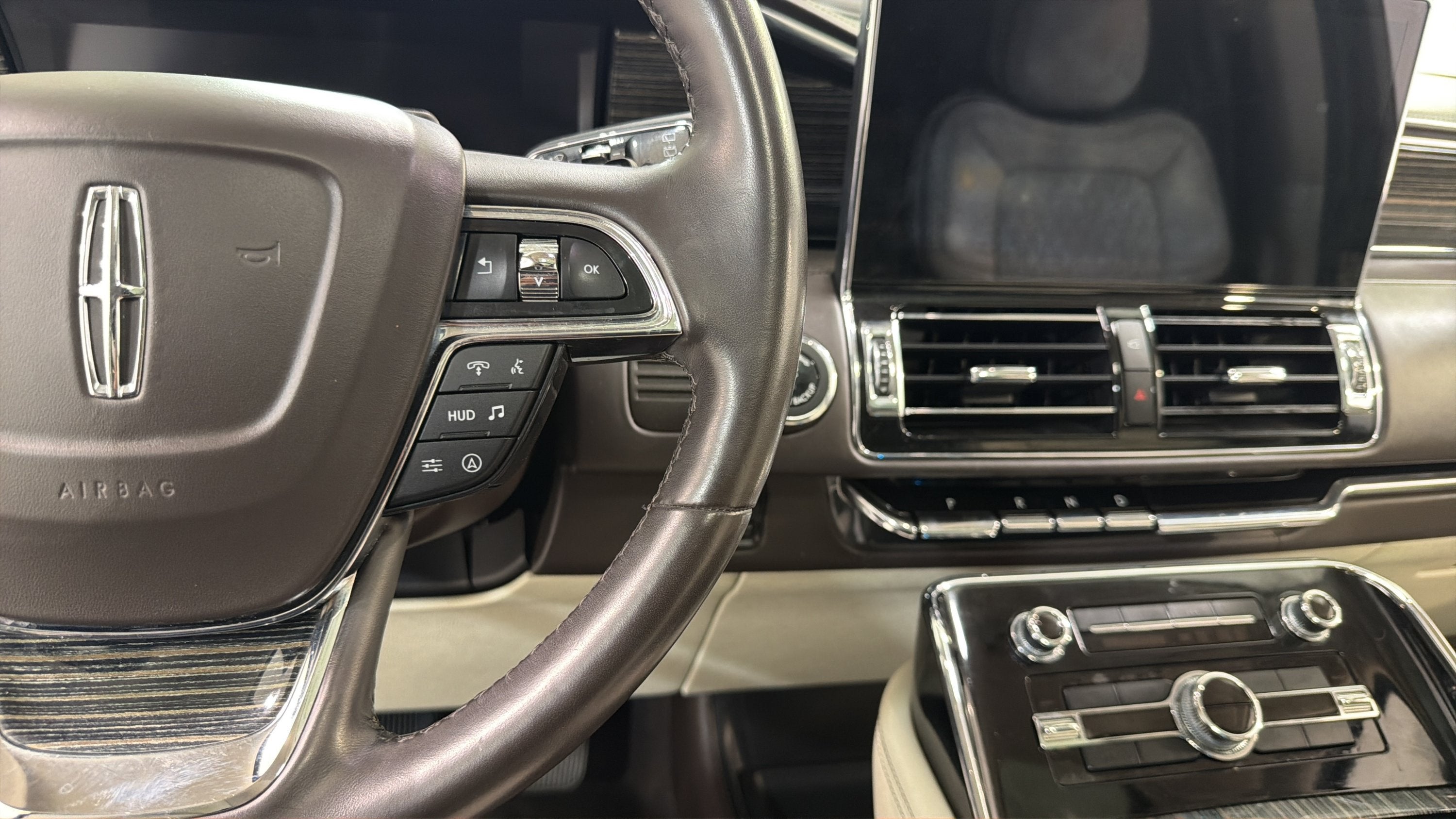 2023 Lincoln Navigator L Black Label