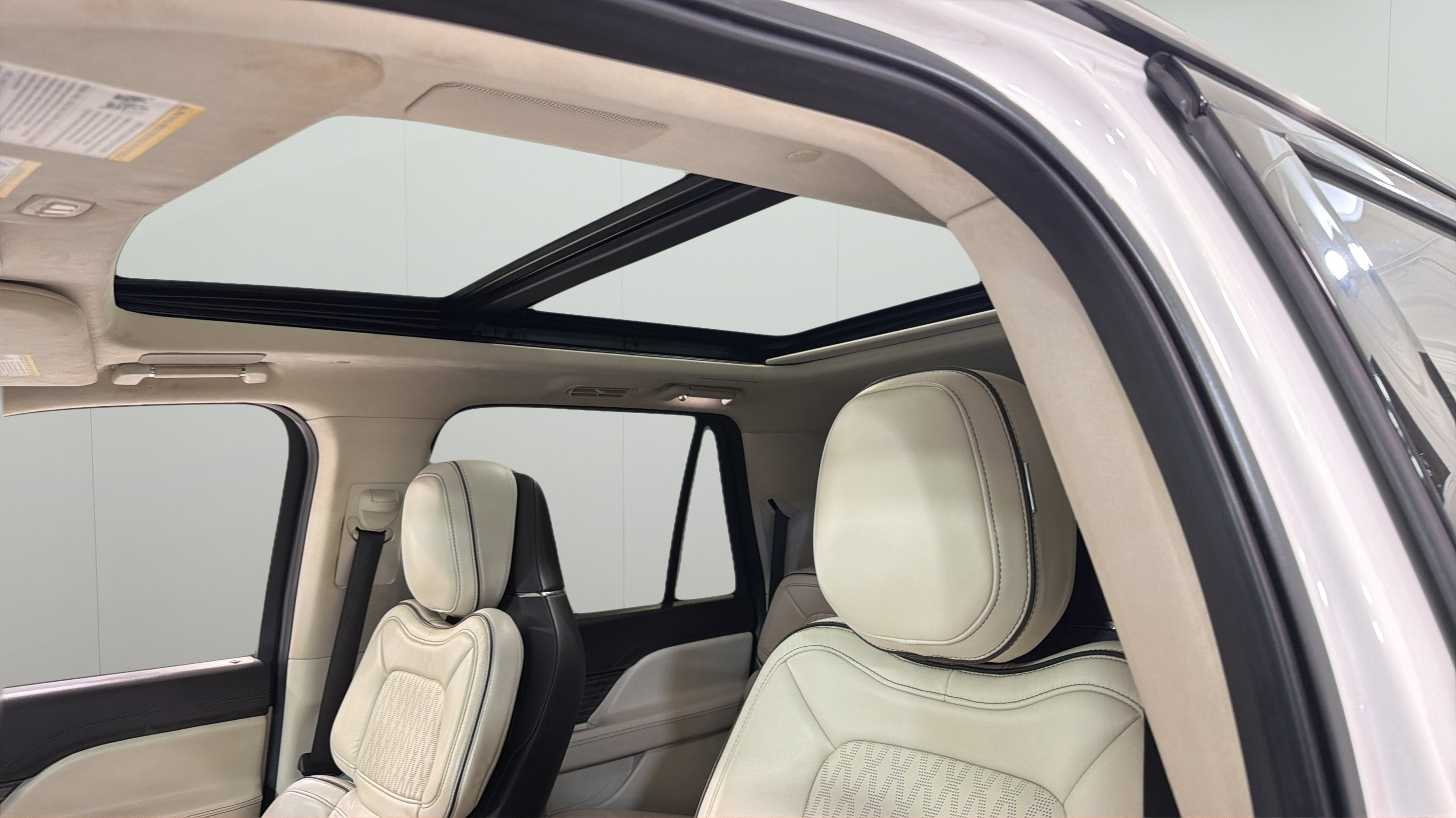 2023 Lincoln Navigator L Black Label