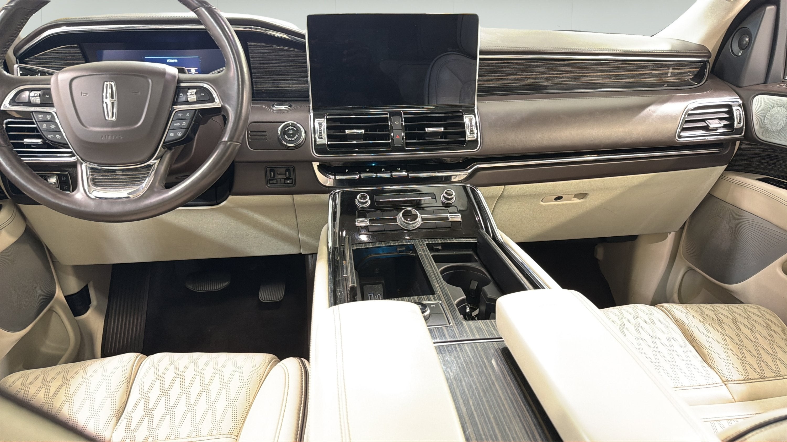 2023 Lincoln Navigator L Black Label