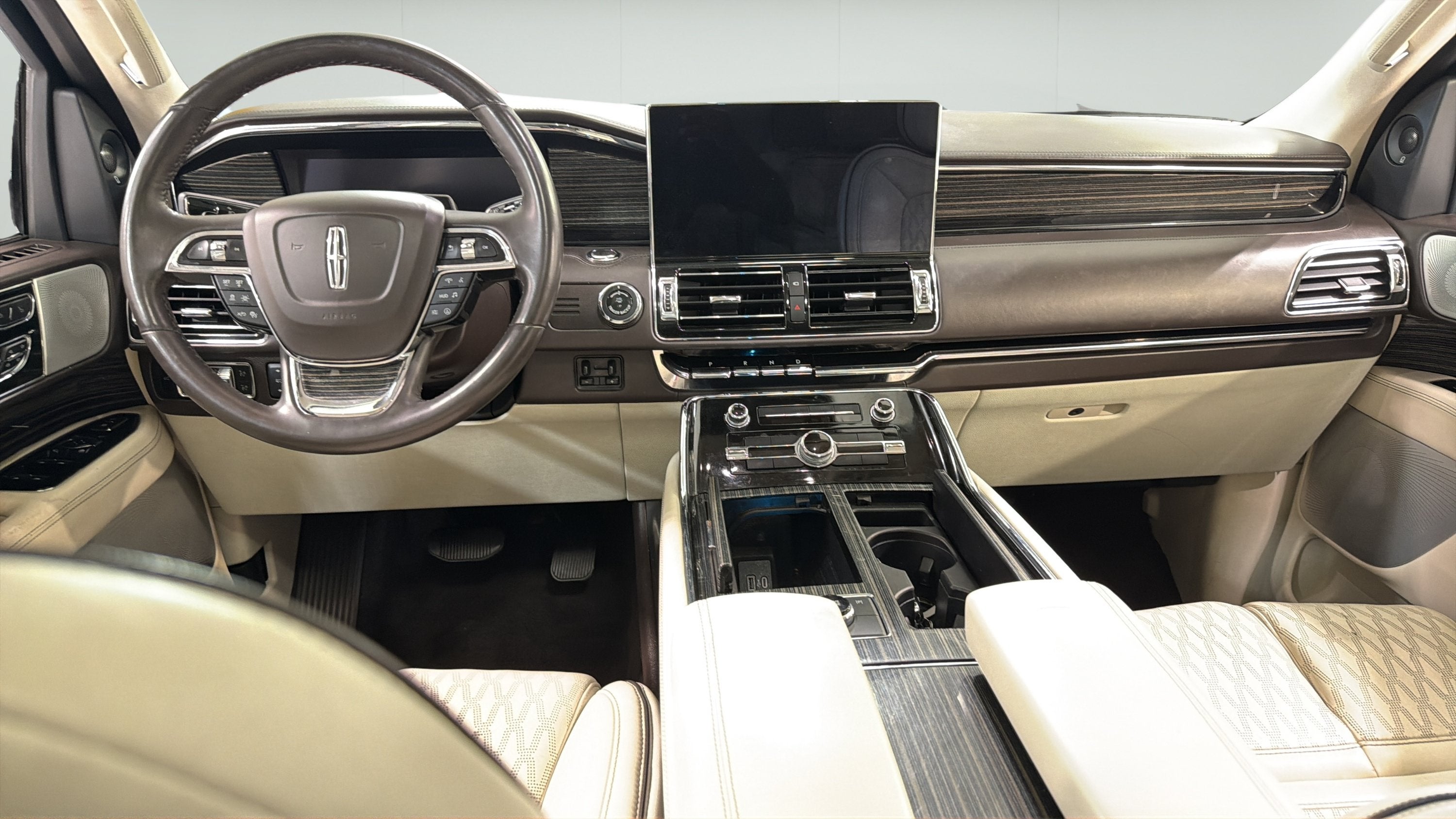 2023 Lincoln Navigator L Black Label