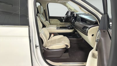 2023 Lincoln Navigator L Black Label