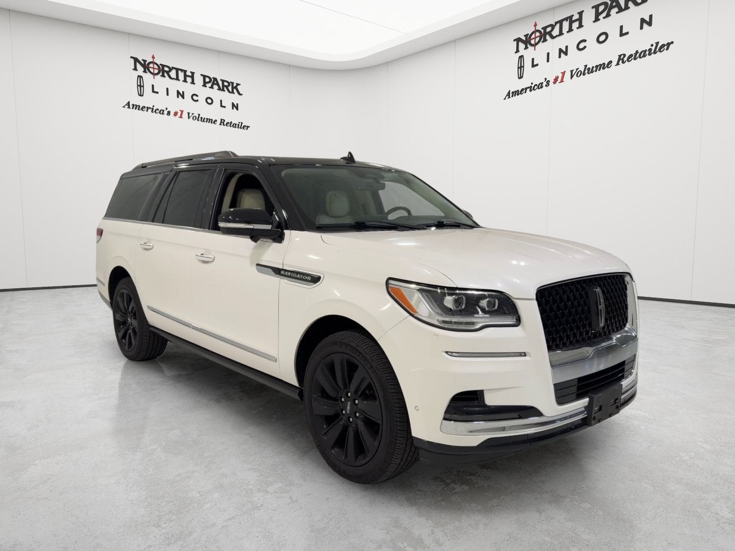2023 Lincoln Navigator L Black Label