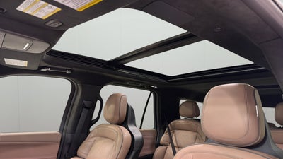 2027 Lincoln Navigator L Black Label