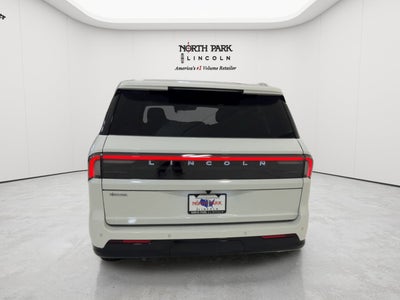 2027 Lincoln Navigator L Black Label