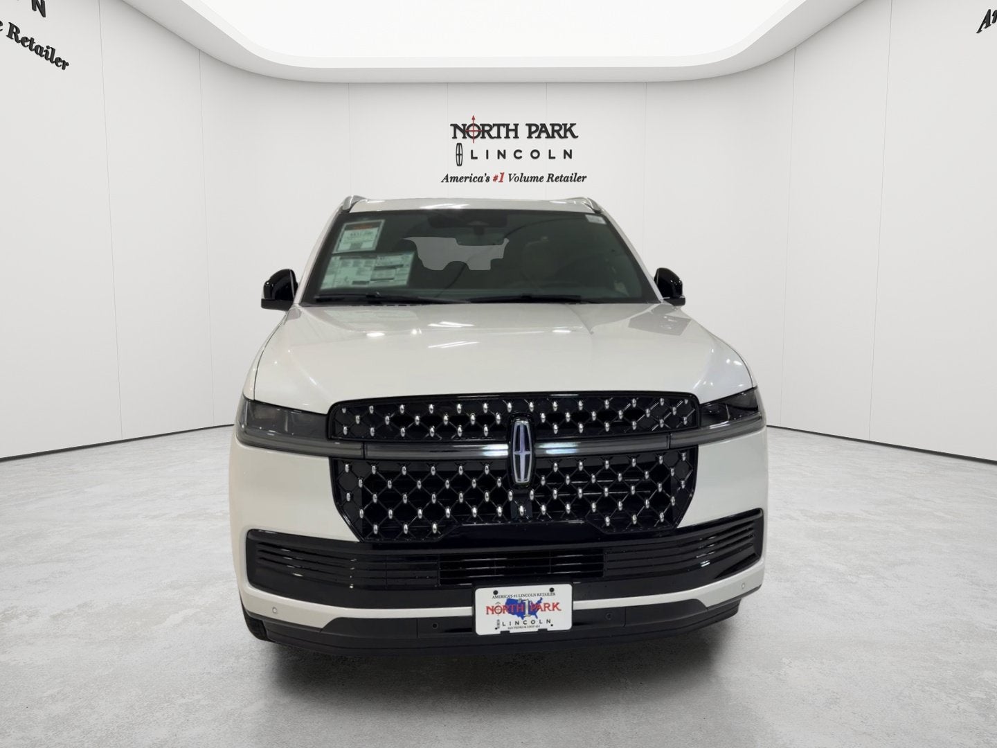 2027 Lincoln Navigator L Black Label