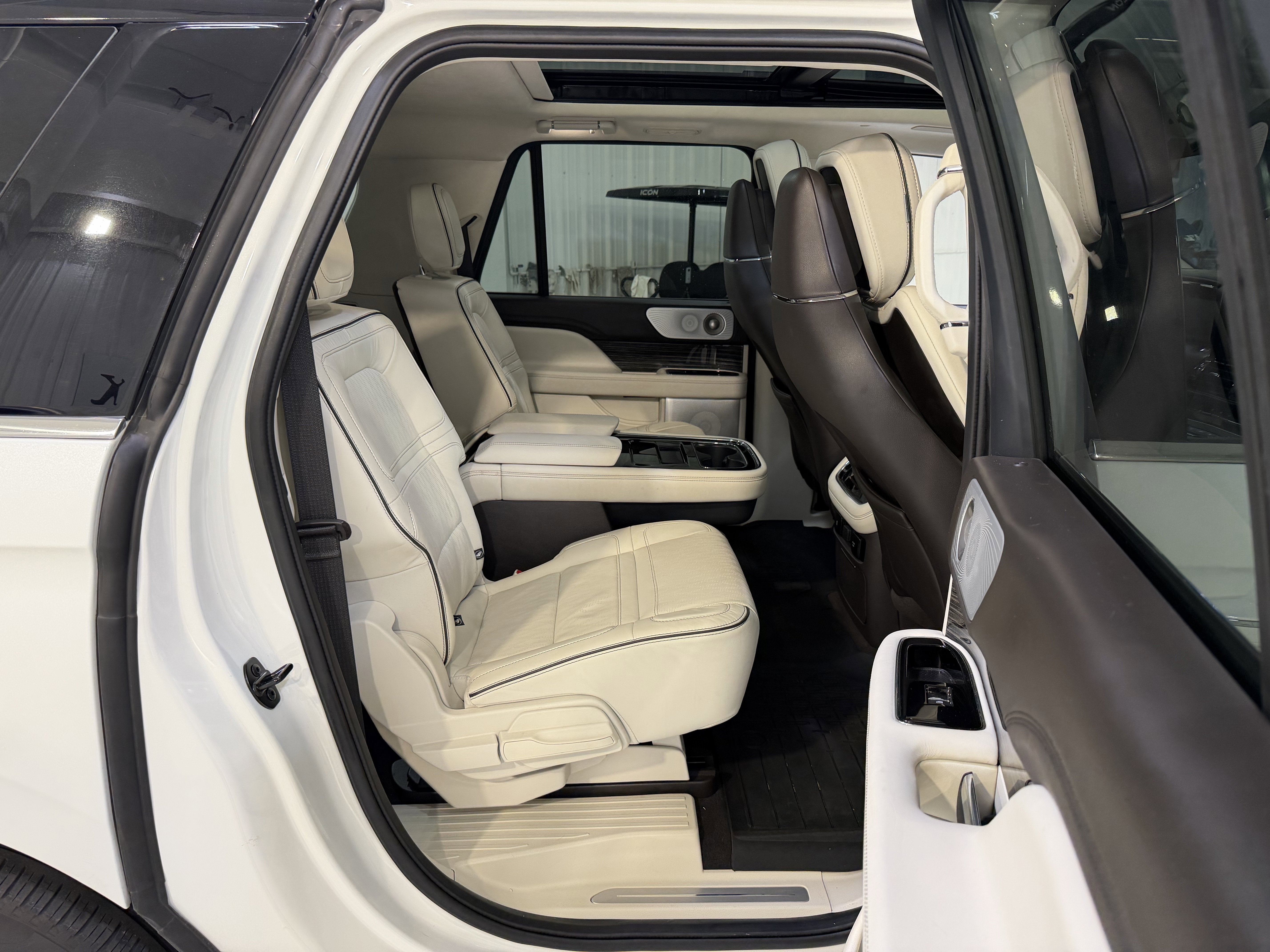 2023 Lincoln Navigator L Black Label