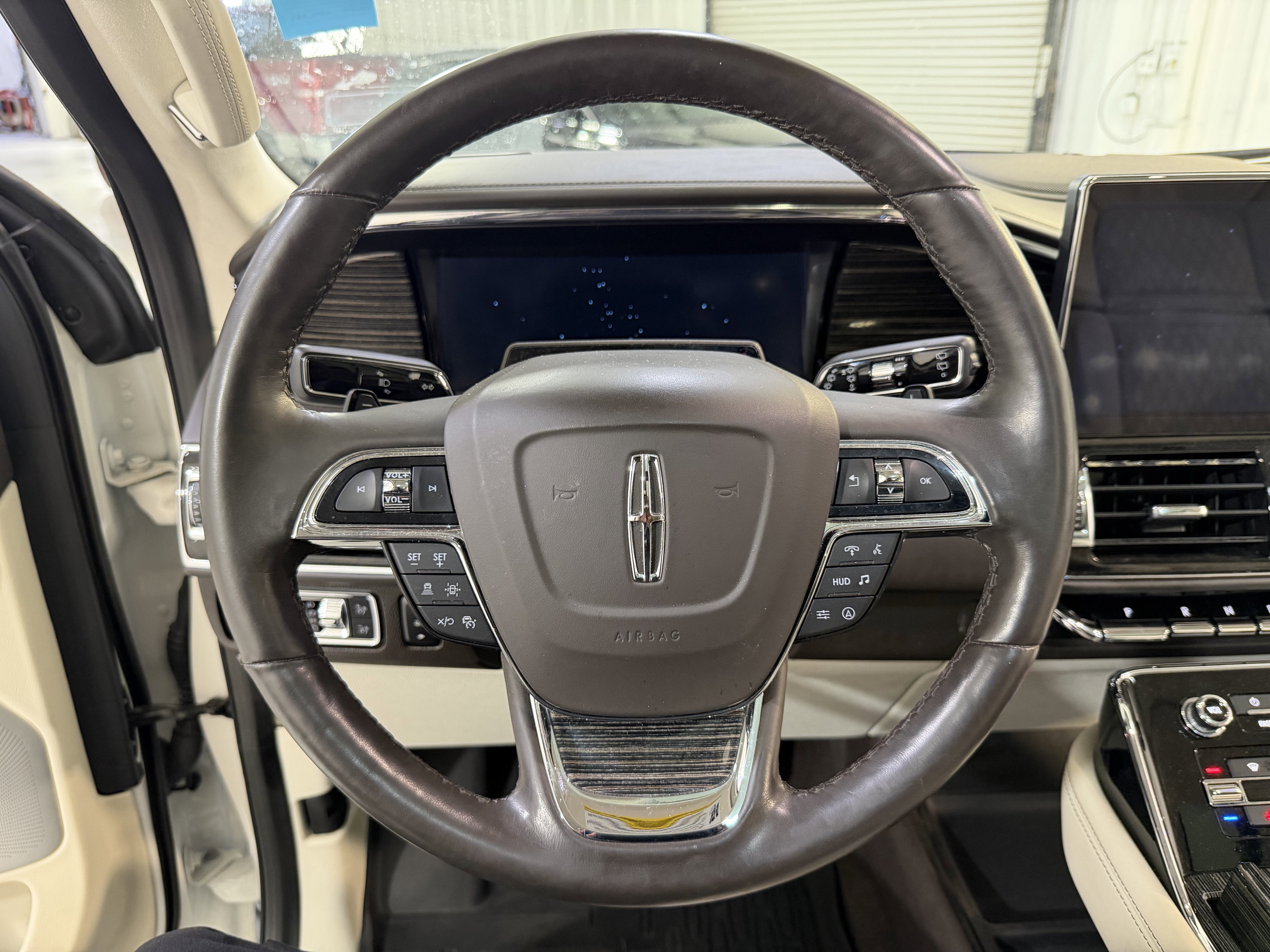 2023 Lincoln Navigator L Black Label