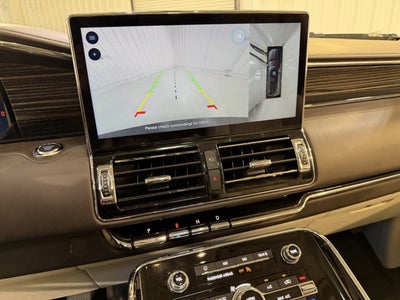 2023 Lincoln Navigator L Black Label